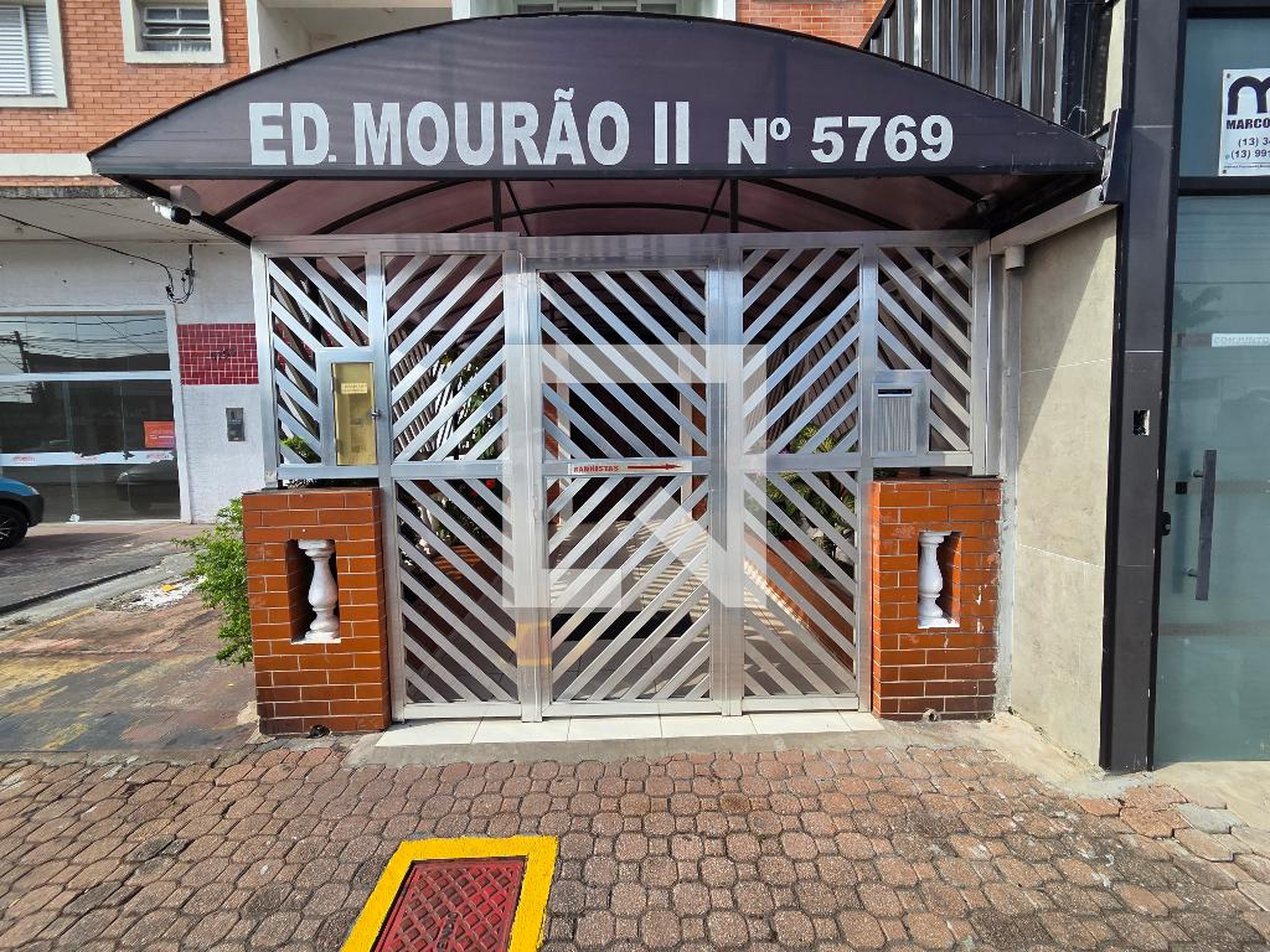 Fachada Condomínio em Avenida Presidente Kennedy, 5769