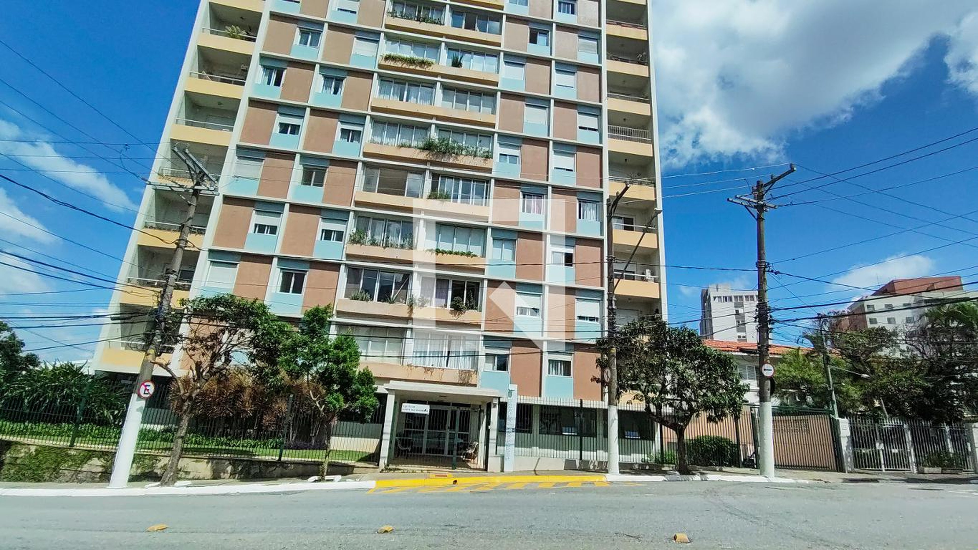 Fachada Condomínio Jardim das Bandeiras