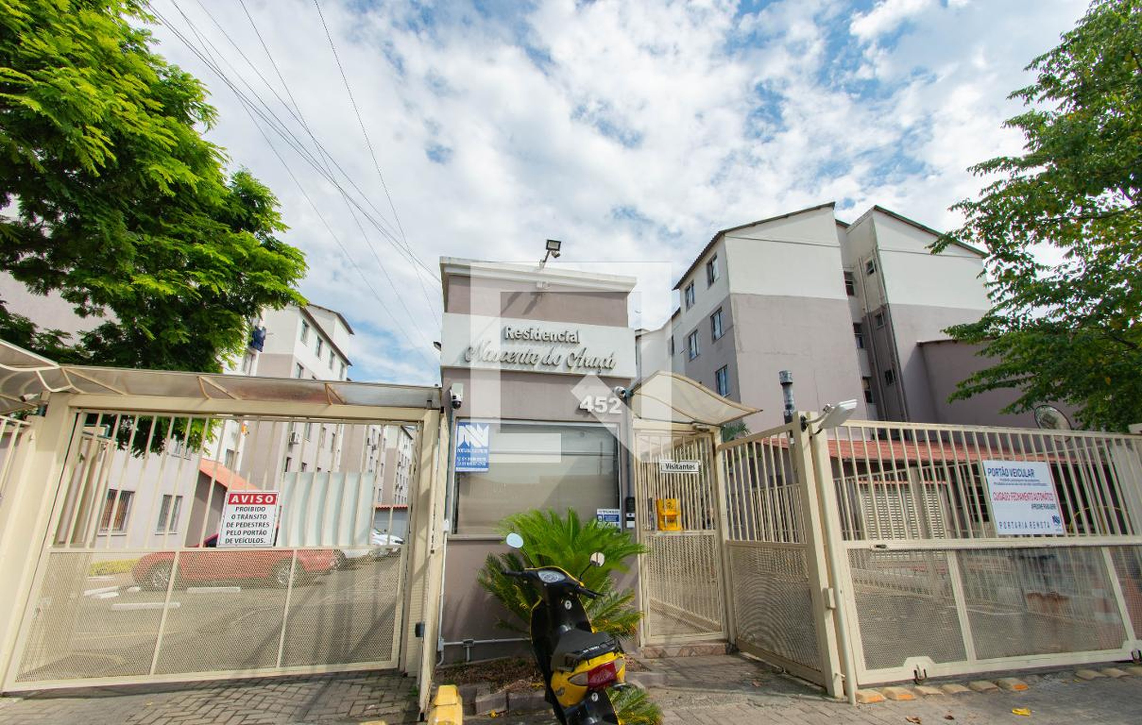 Fachada Condomínio em Rua São Nicolau, 425