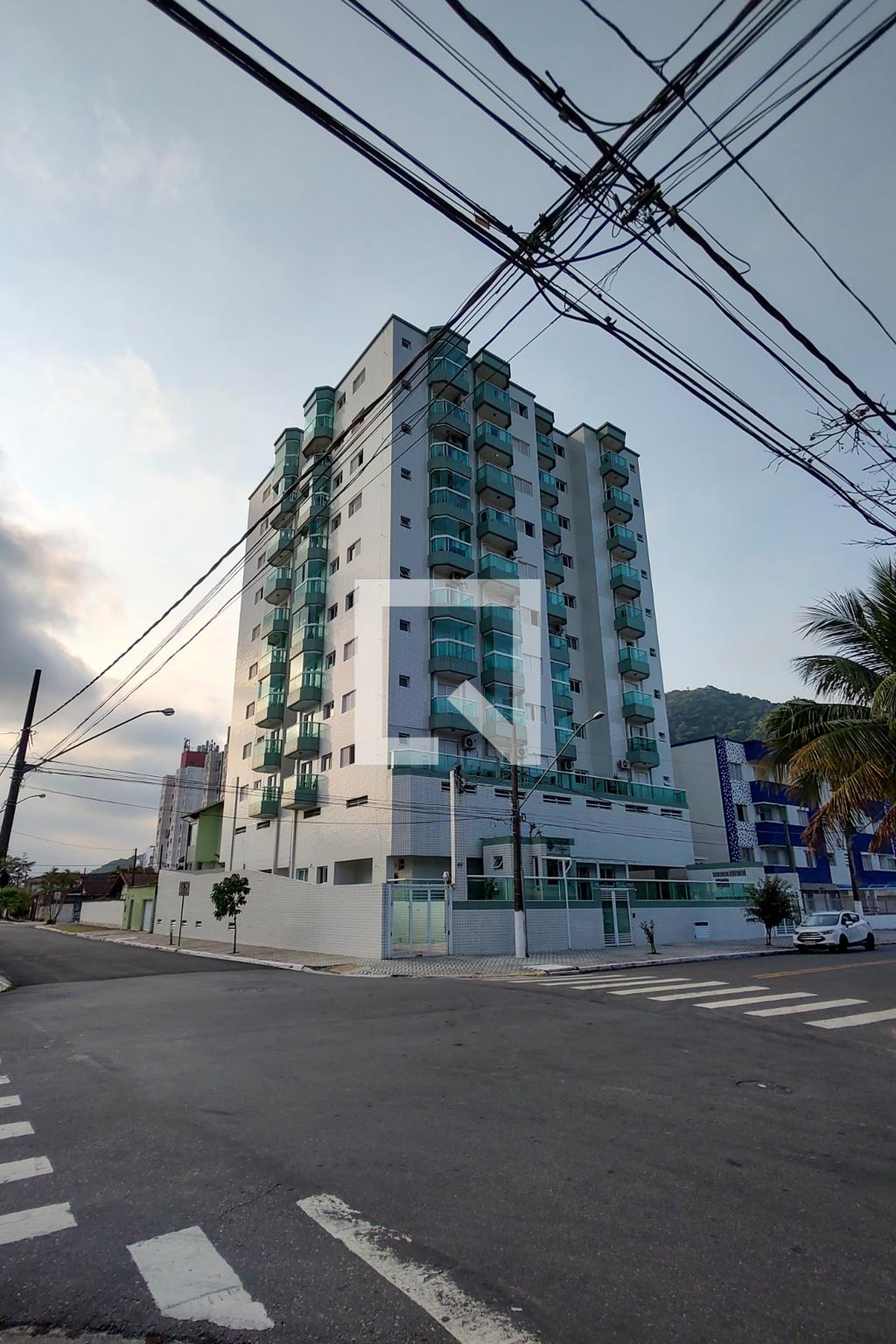 Fachada do Prédio Condomínio Dubai