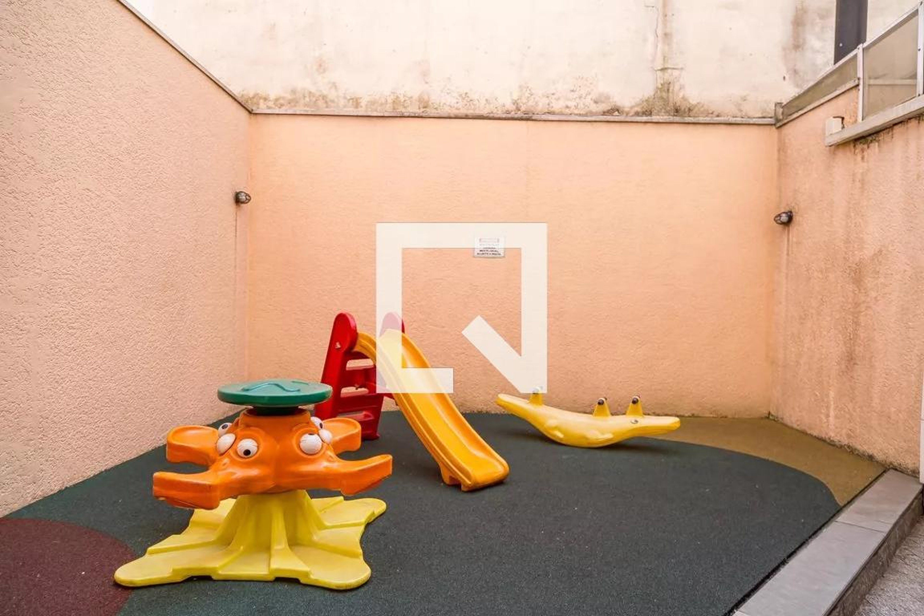 Playground - Edificio Spazio Allegro