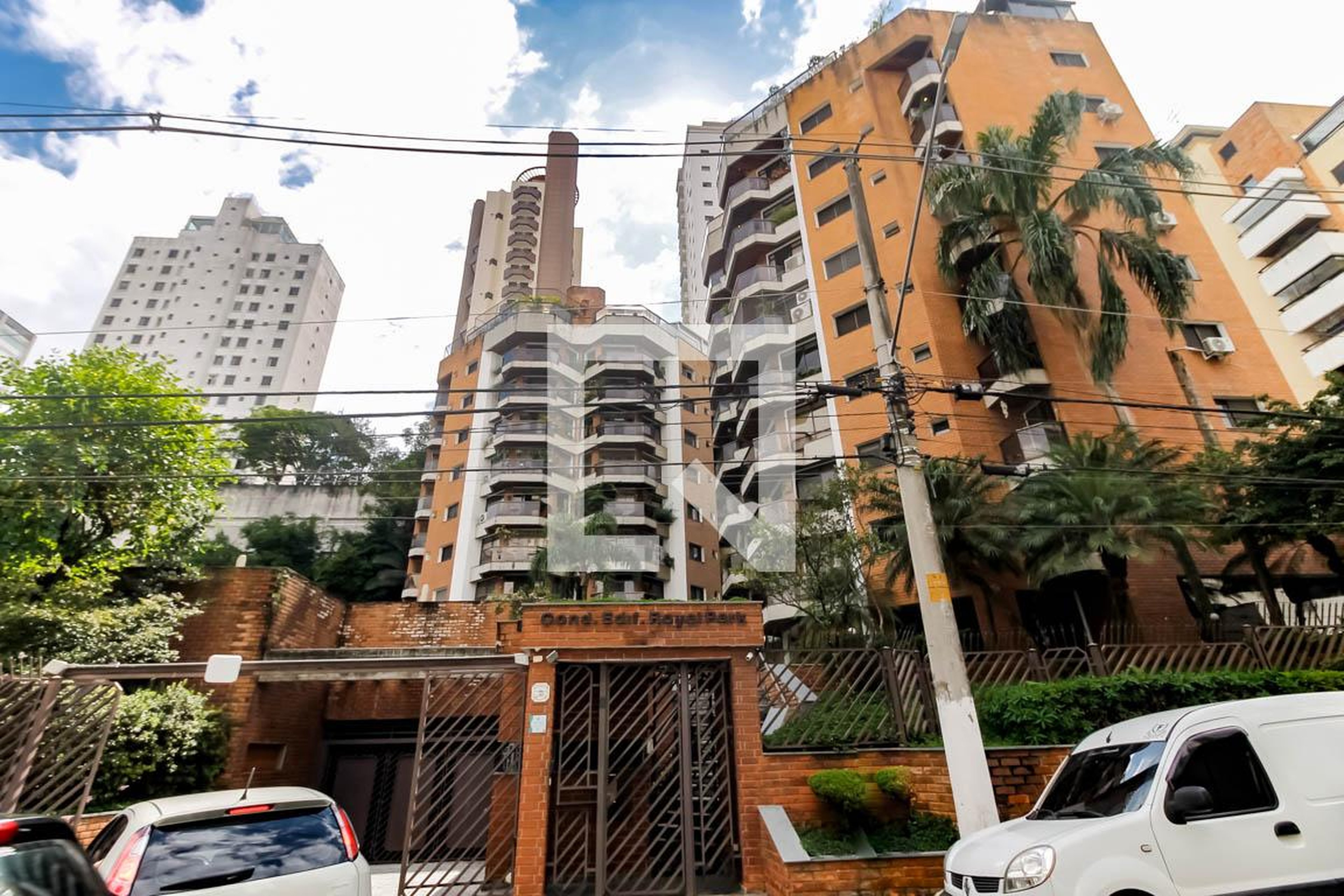 Fachada do Prédio Condomínio Royal Park