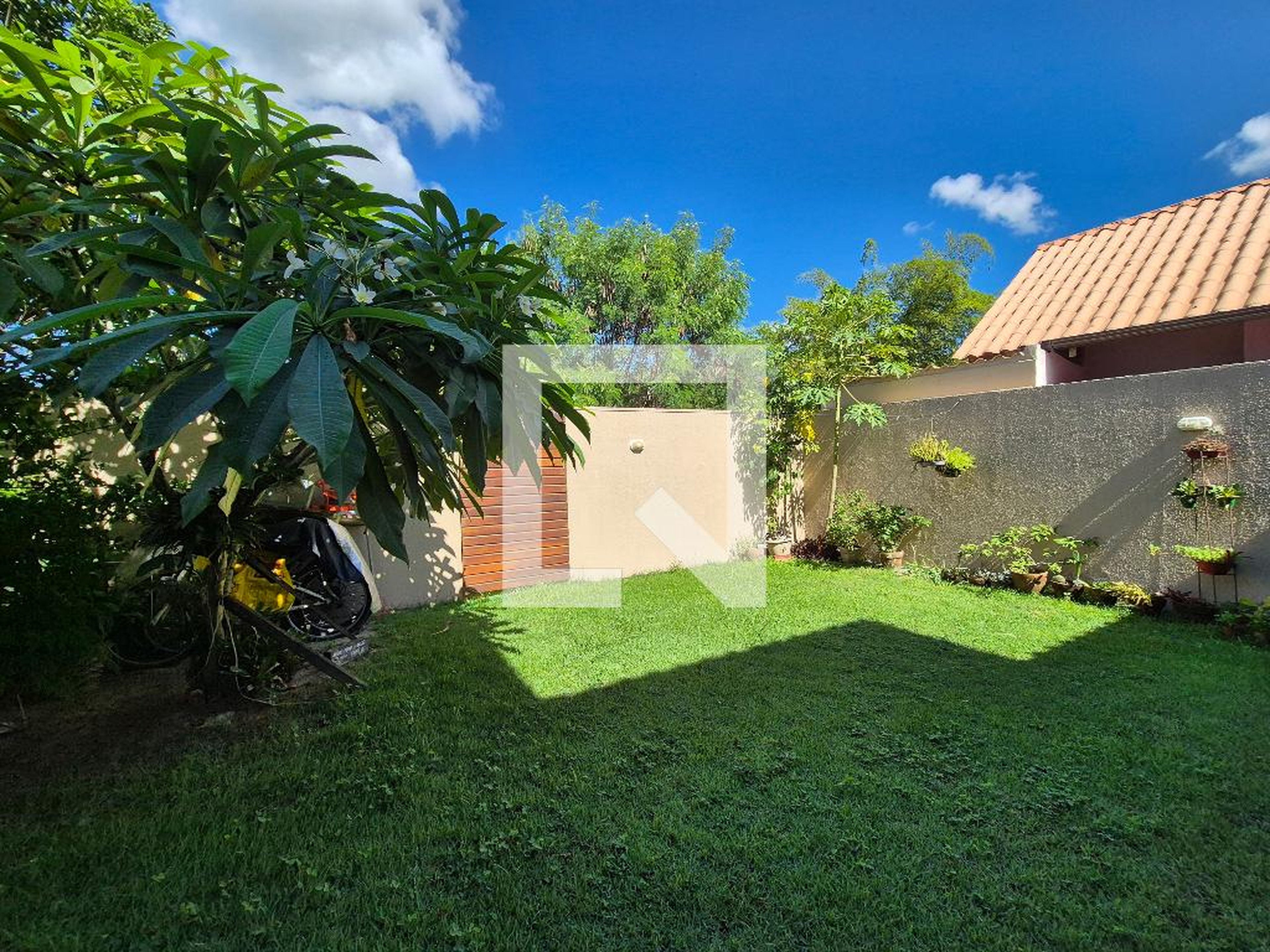 Área externa - Ouro Verde