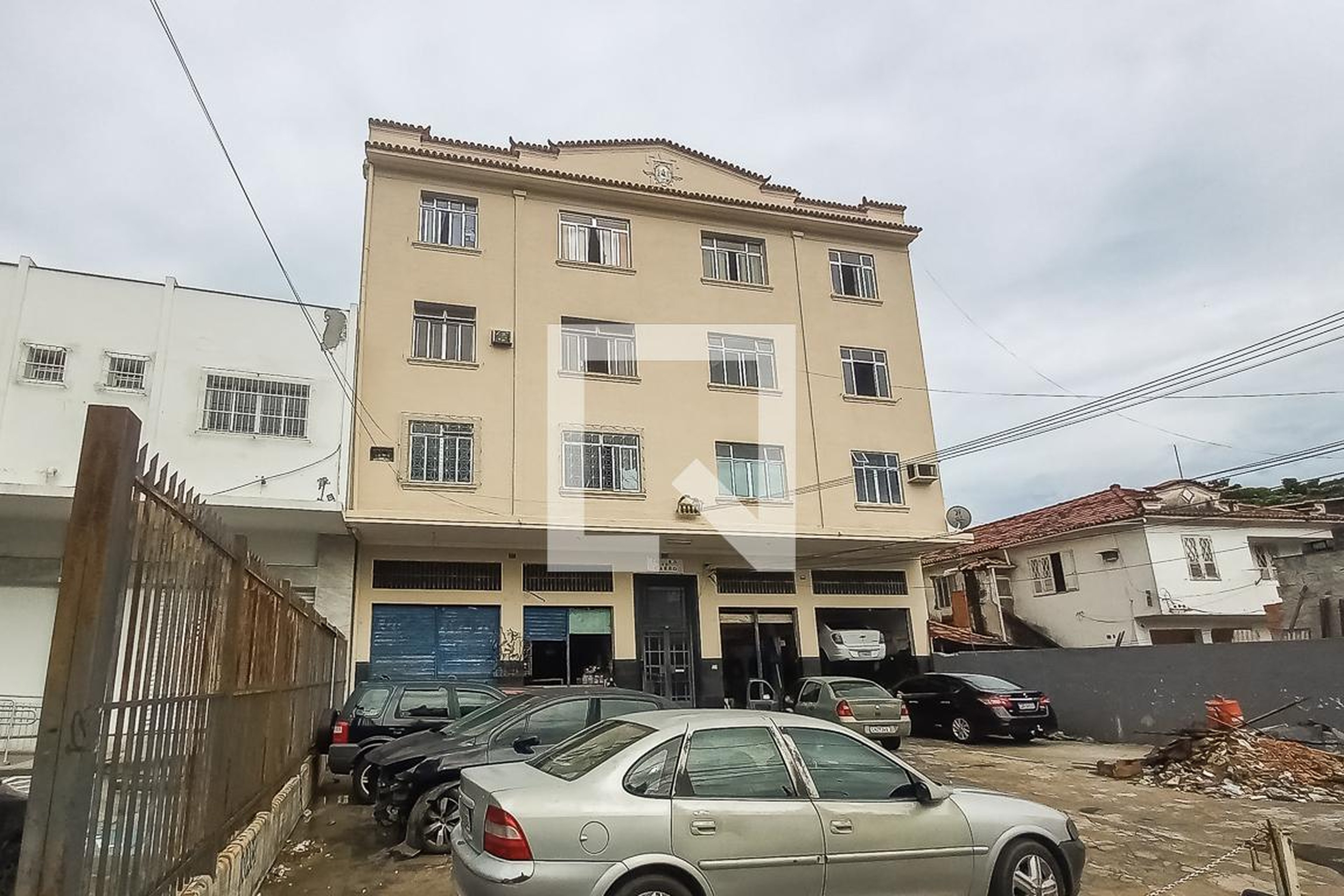 Fachada do Prédio Condomínio em Rua Bulhões Marcial, 323