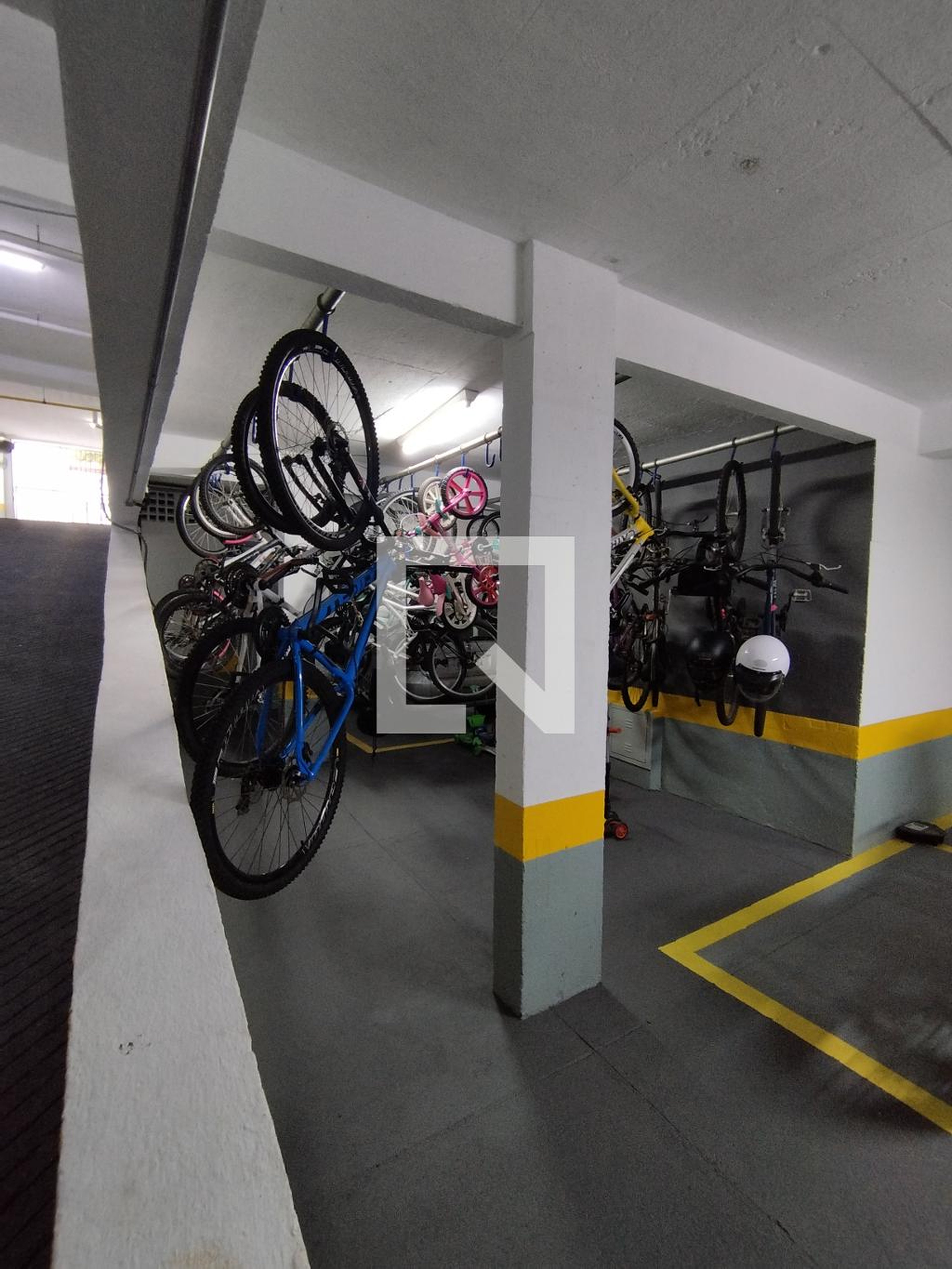 Bicicletário - Edifício do Bosque