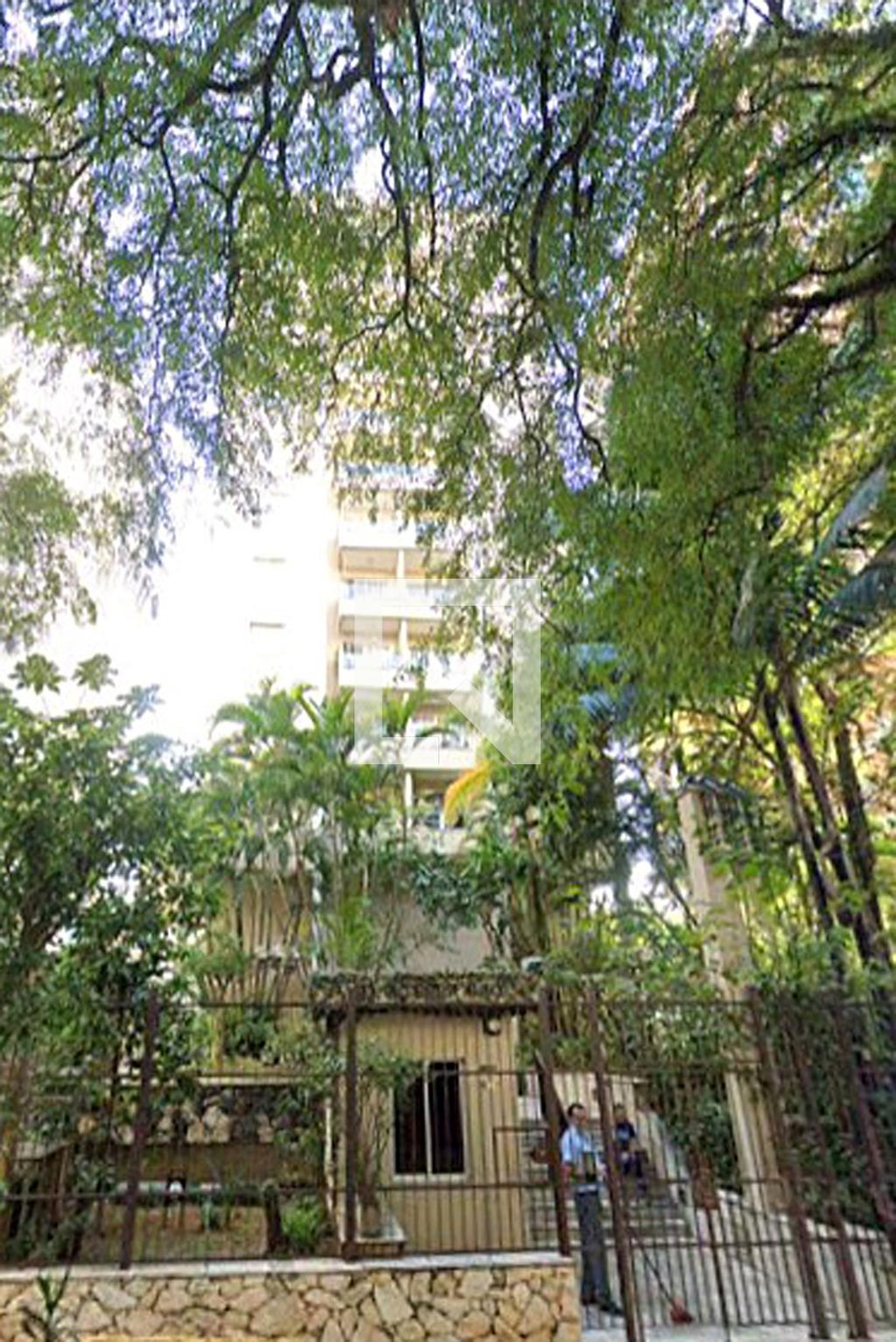 Fachada Edifício Roseli