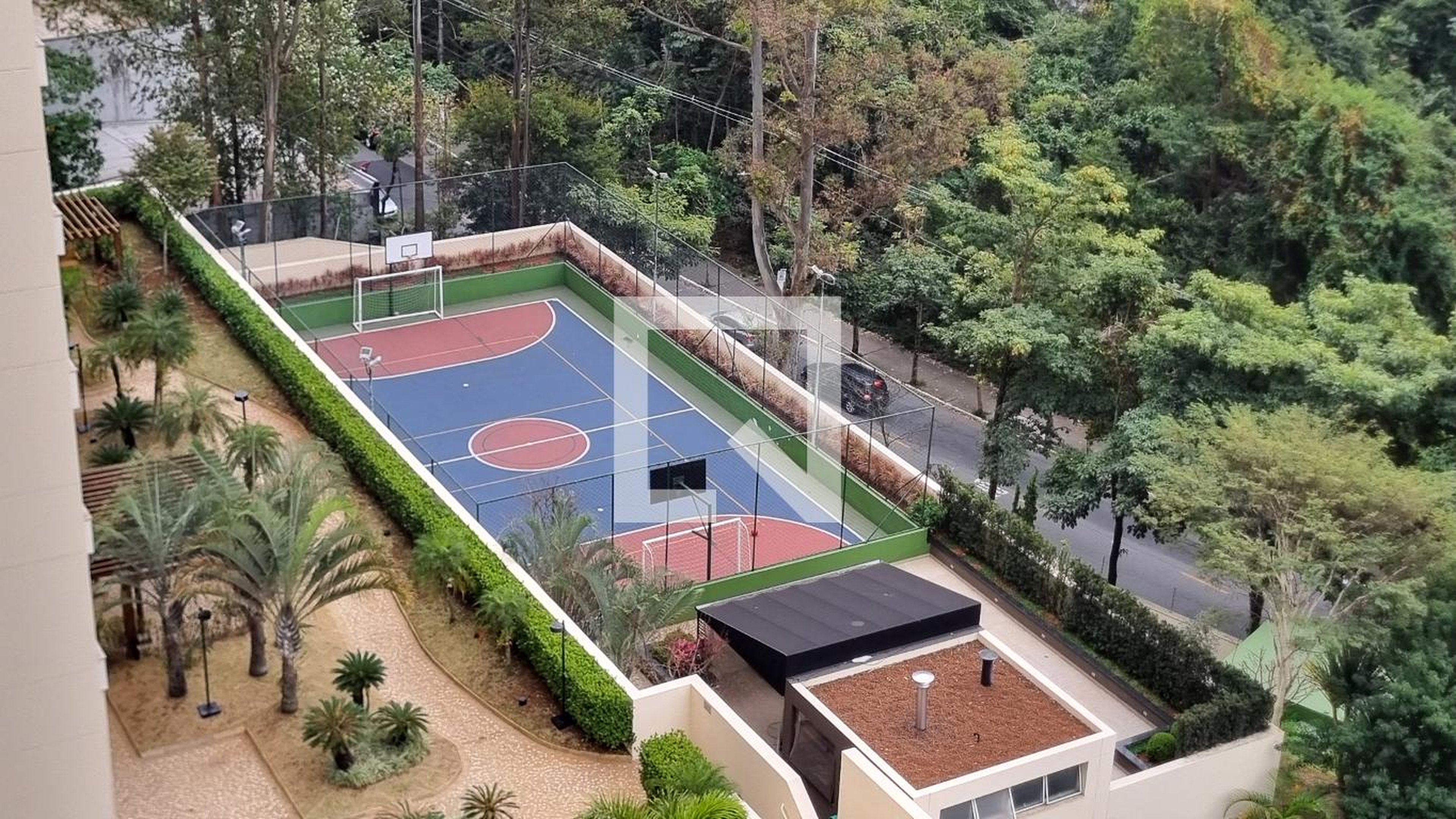 Quadra Esportiva - Cristais da Terra