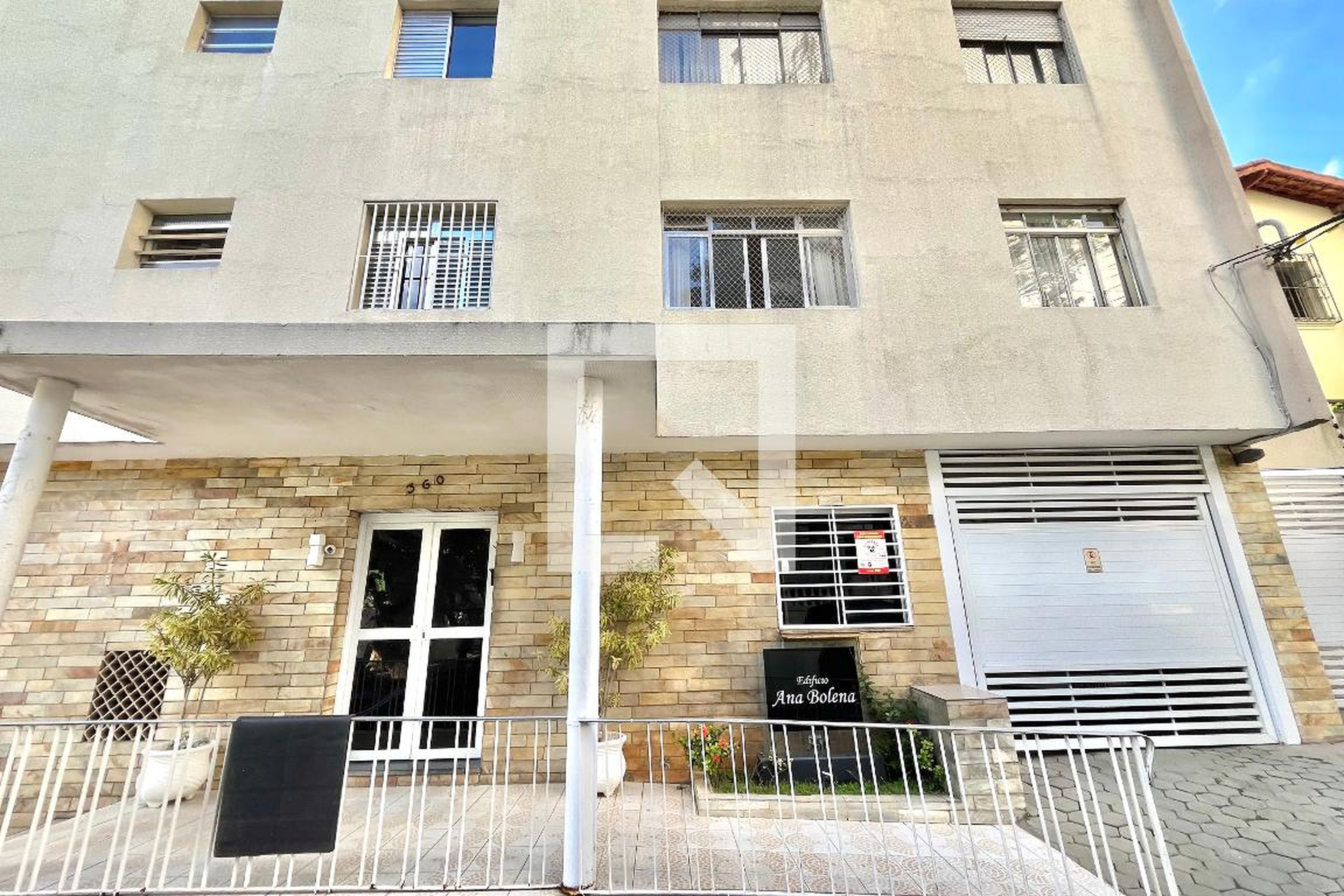 Fachada Edificio Ana Bolena