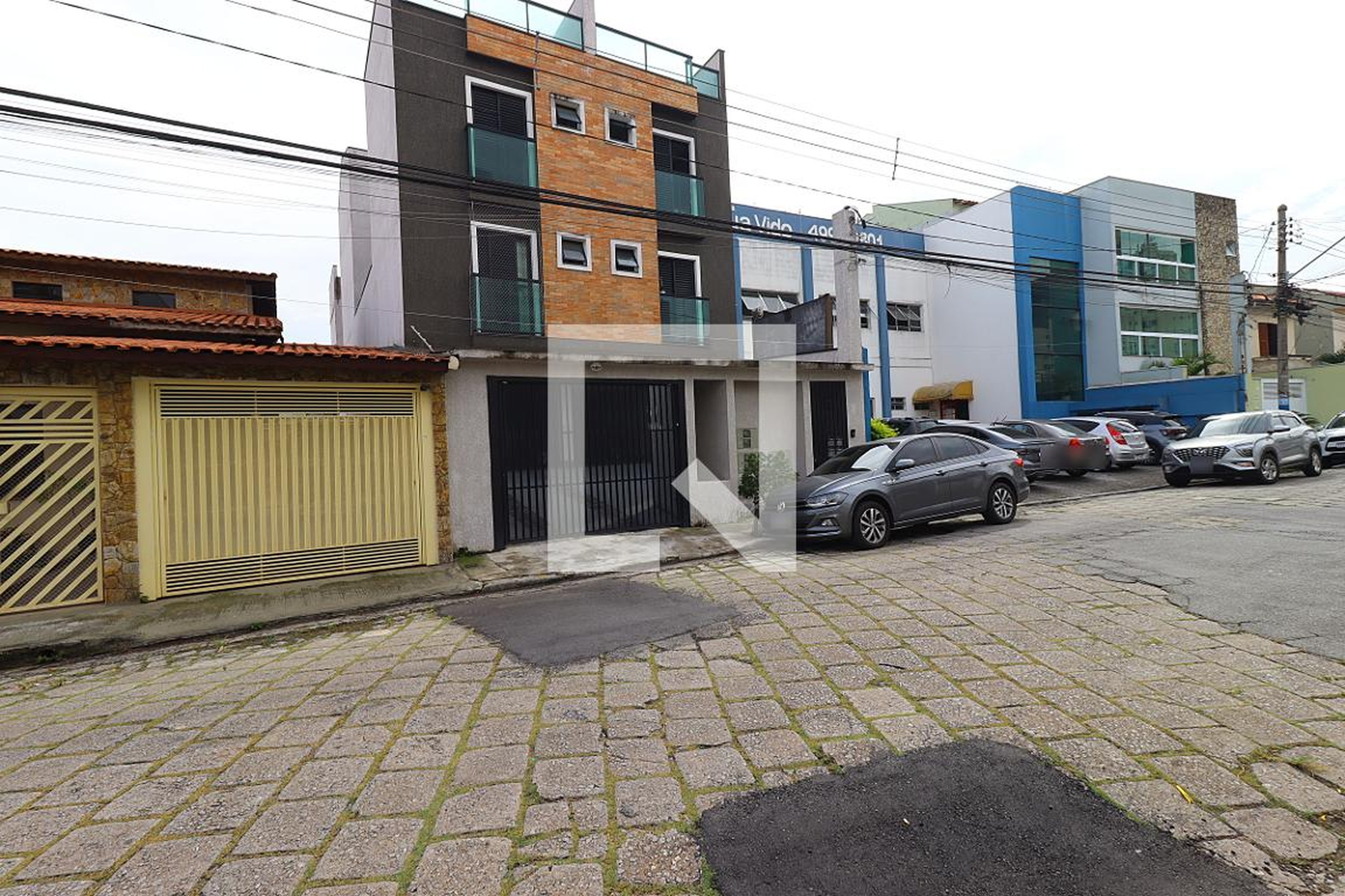 Fachada Condomínio em Rua Mato Grosso, 337