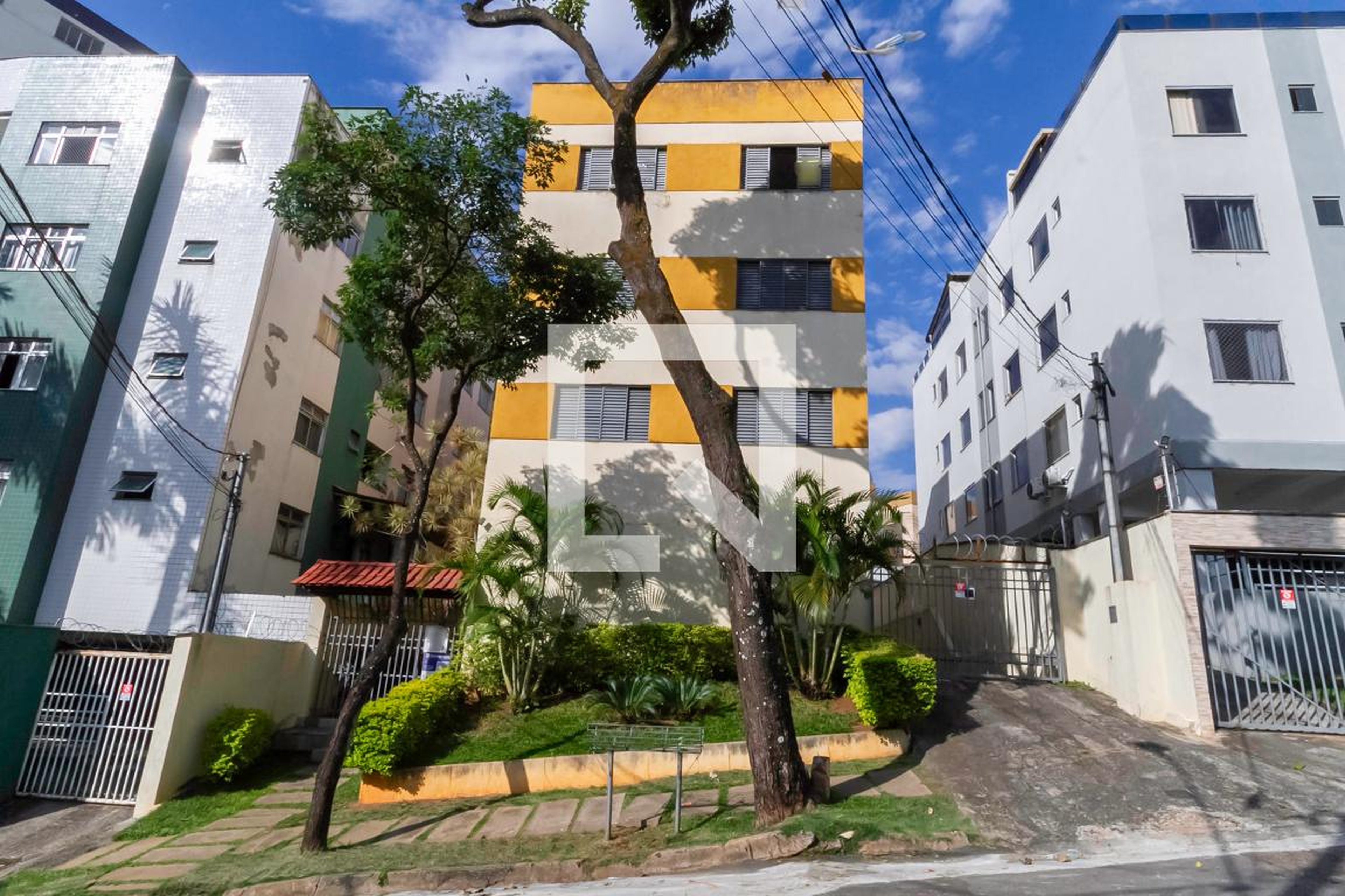 Fachada Condomínio em Rua Raul Seixas, 700