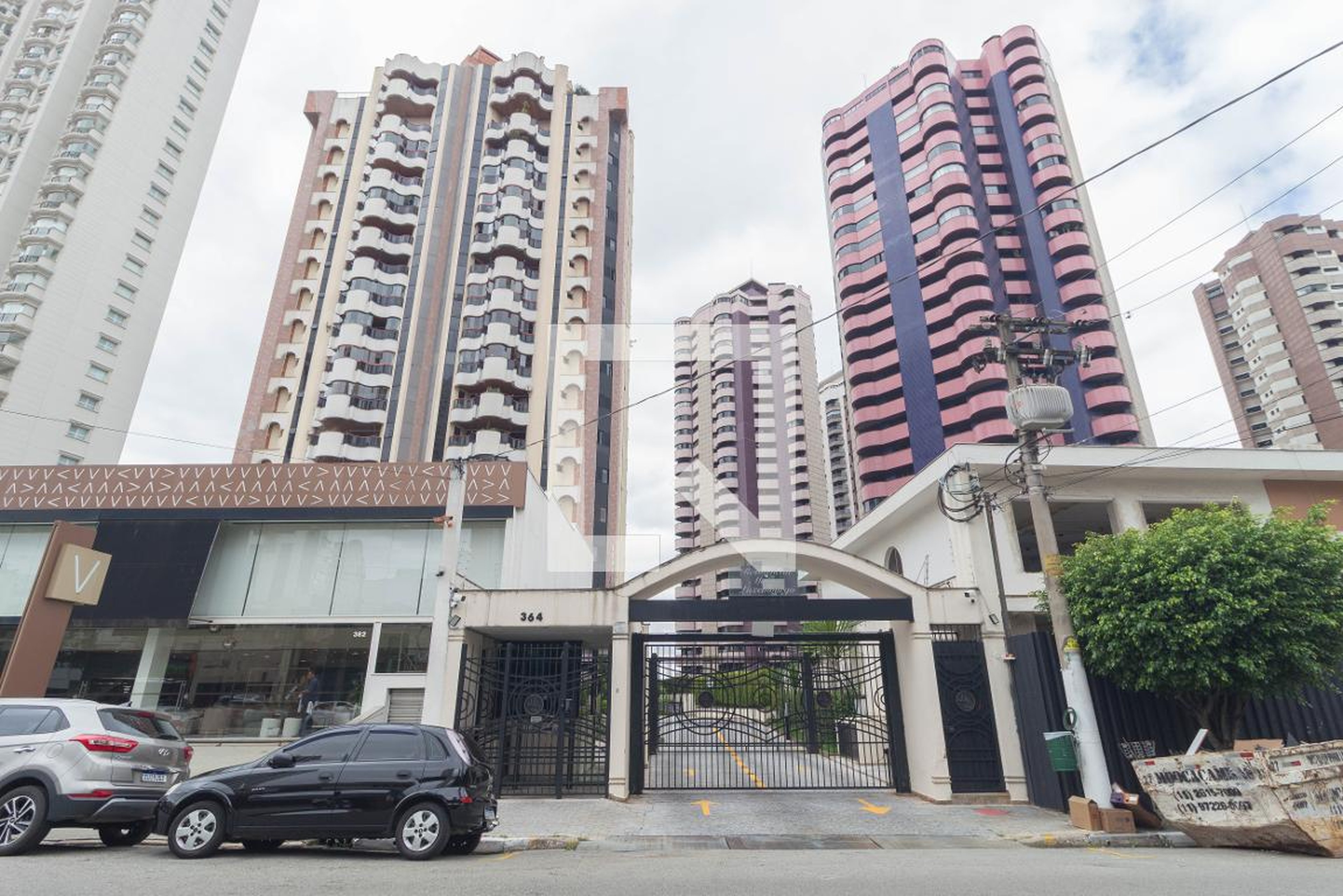 Fachada Condomínio Maison de Luxemburgo