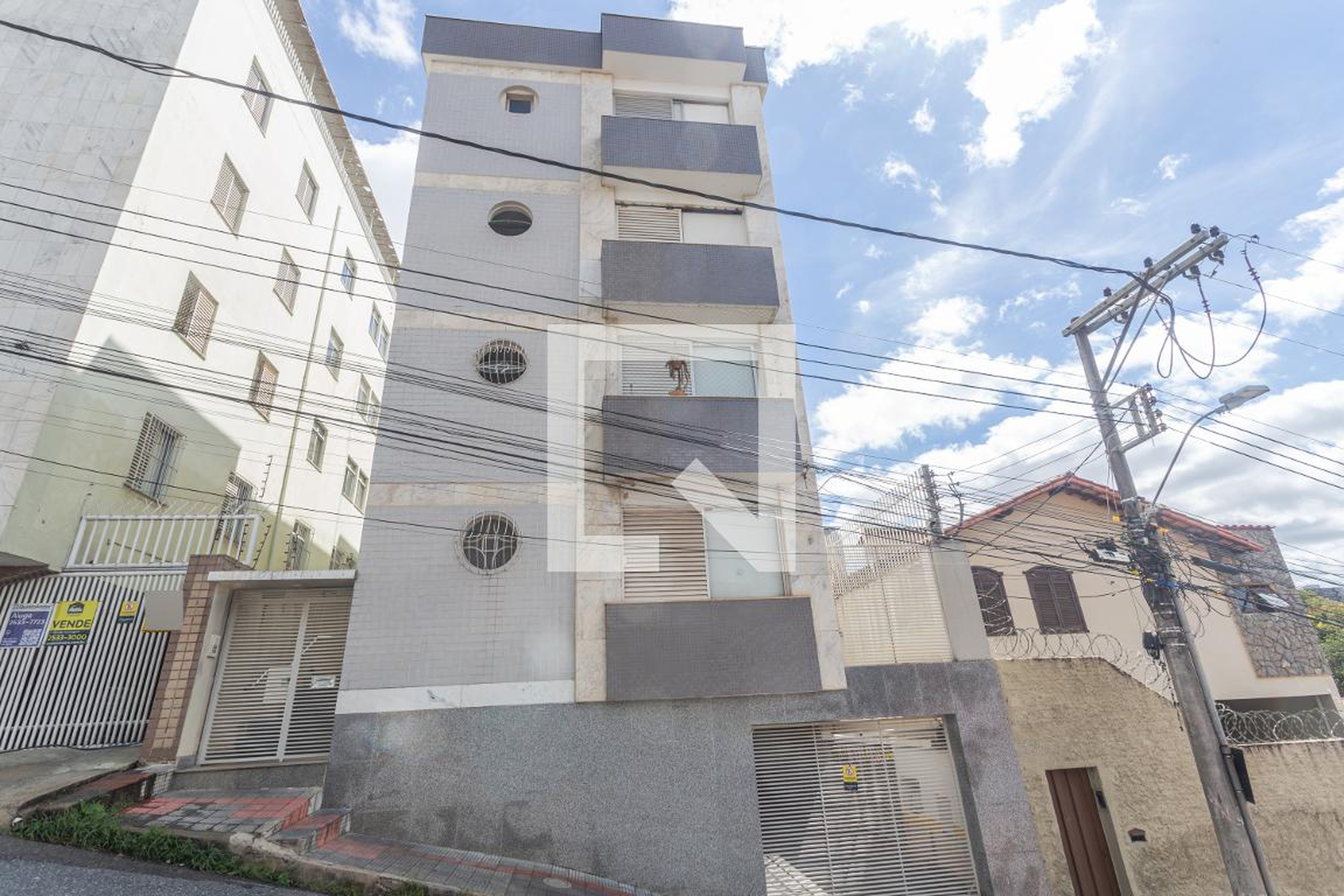 Fachada Edifício Acrisio Gloria Moura Costa