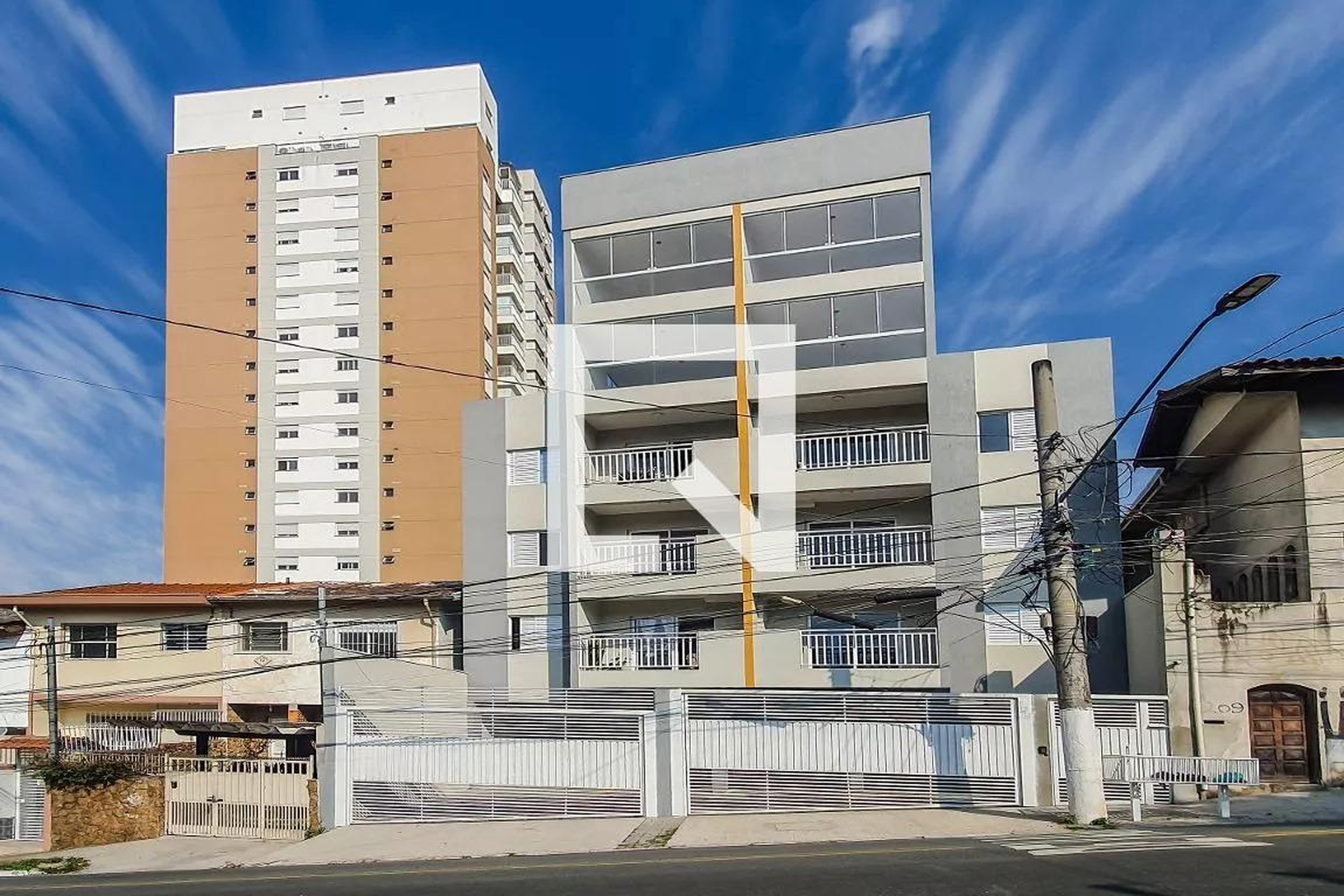 Fachada do Prédio Condomínio em Rua Loefgren, 199