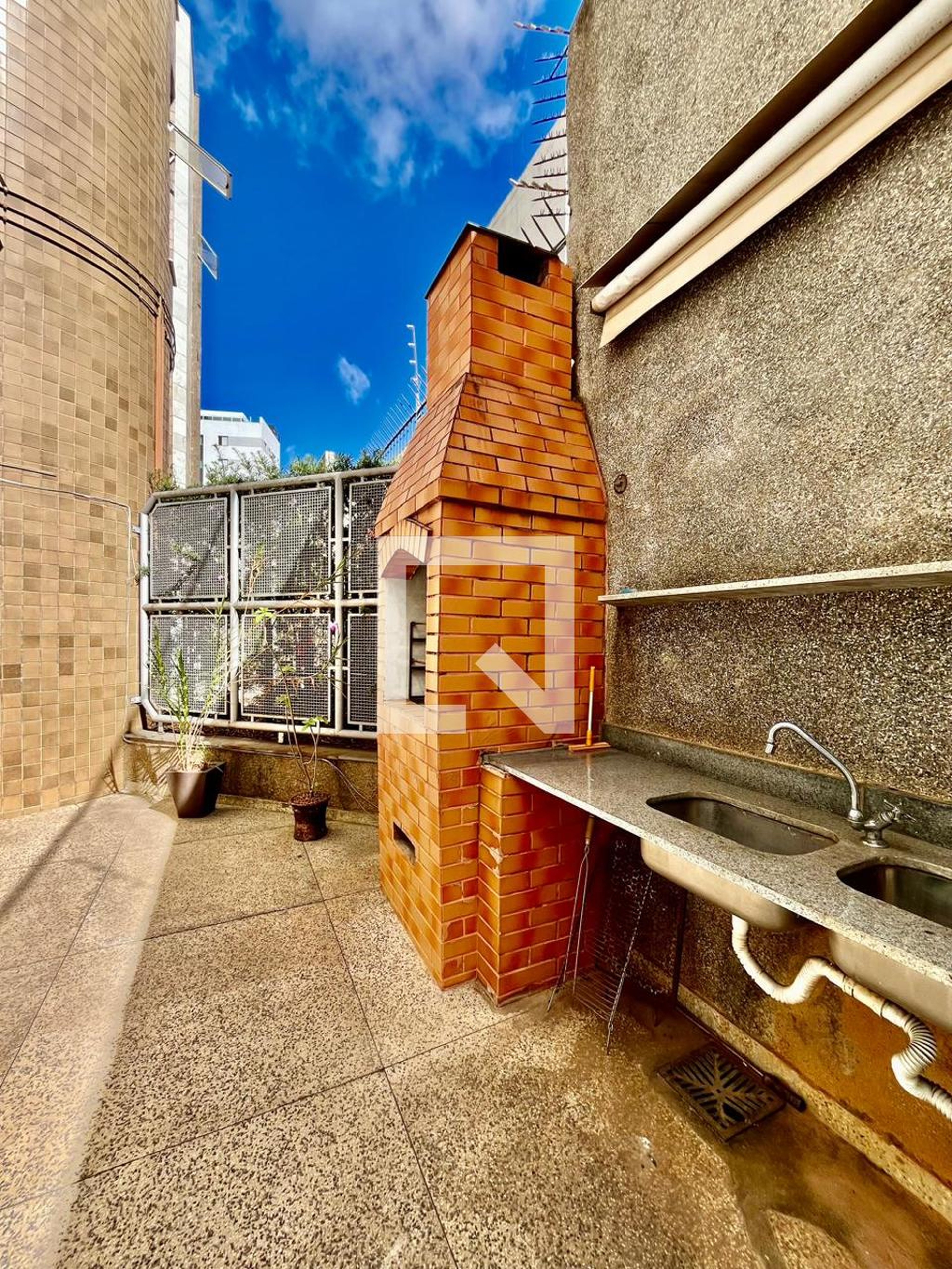 Churrasqueira - Edifício Maria José M Avelar