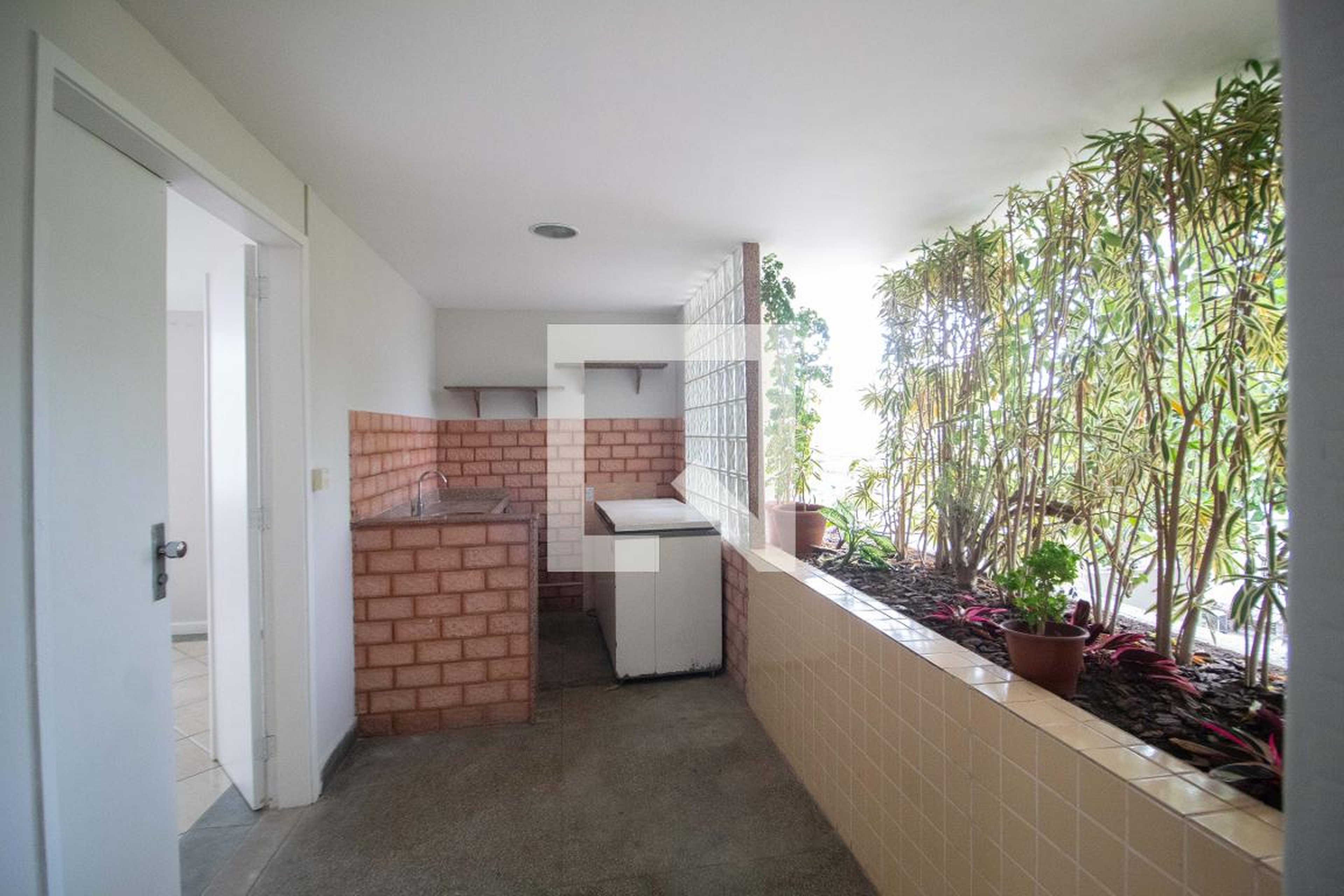 área comum - Sir Charles Chaplin