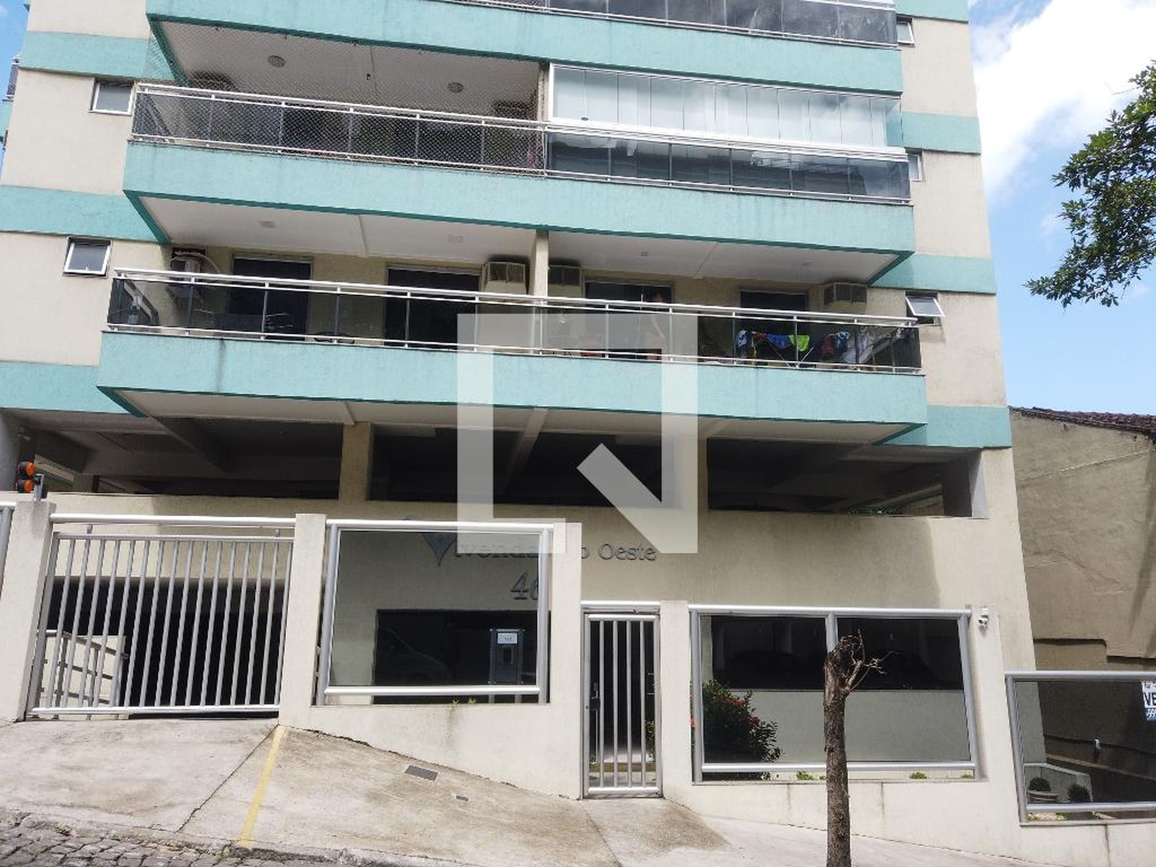 Fachada do Condomínio Condomínio Vivendas do Oeste