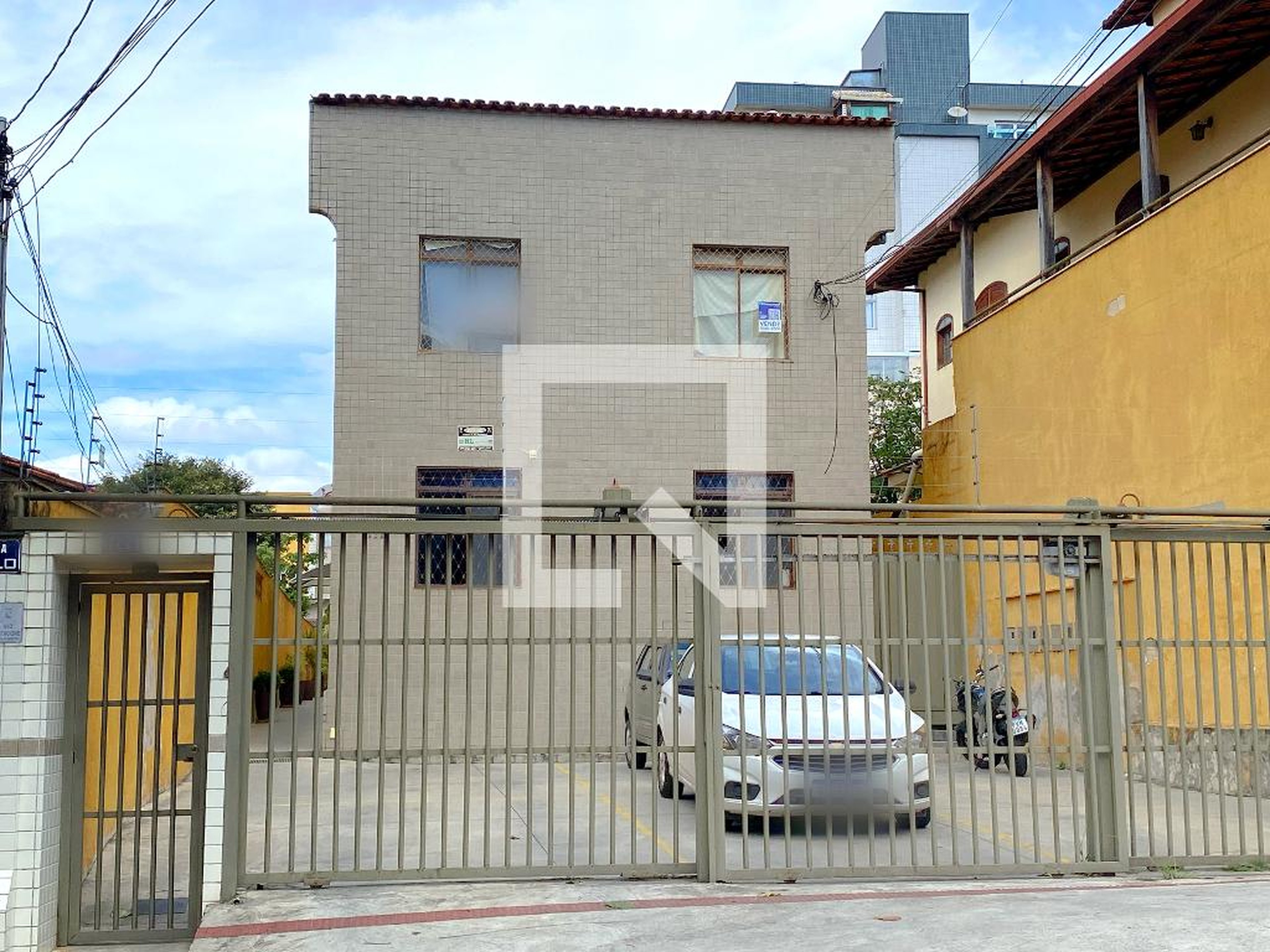 Fachada Condomínio em Rua Apolo, 177