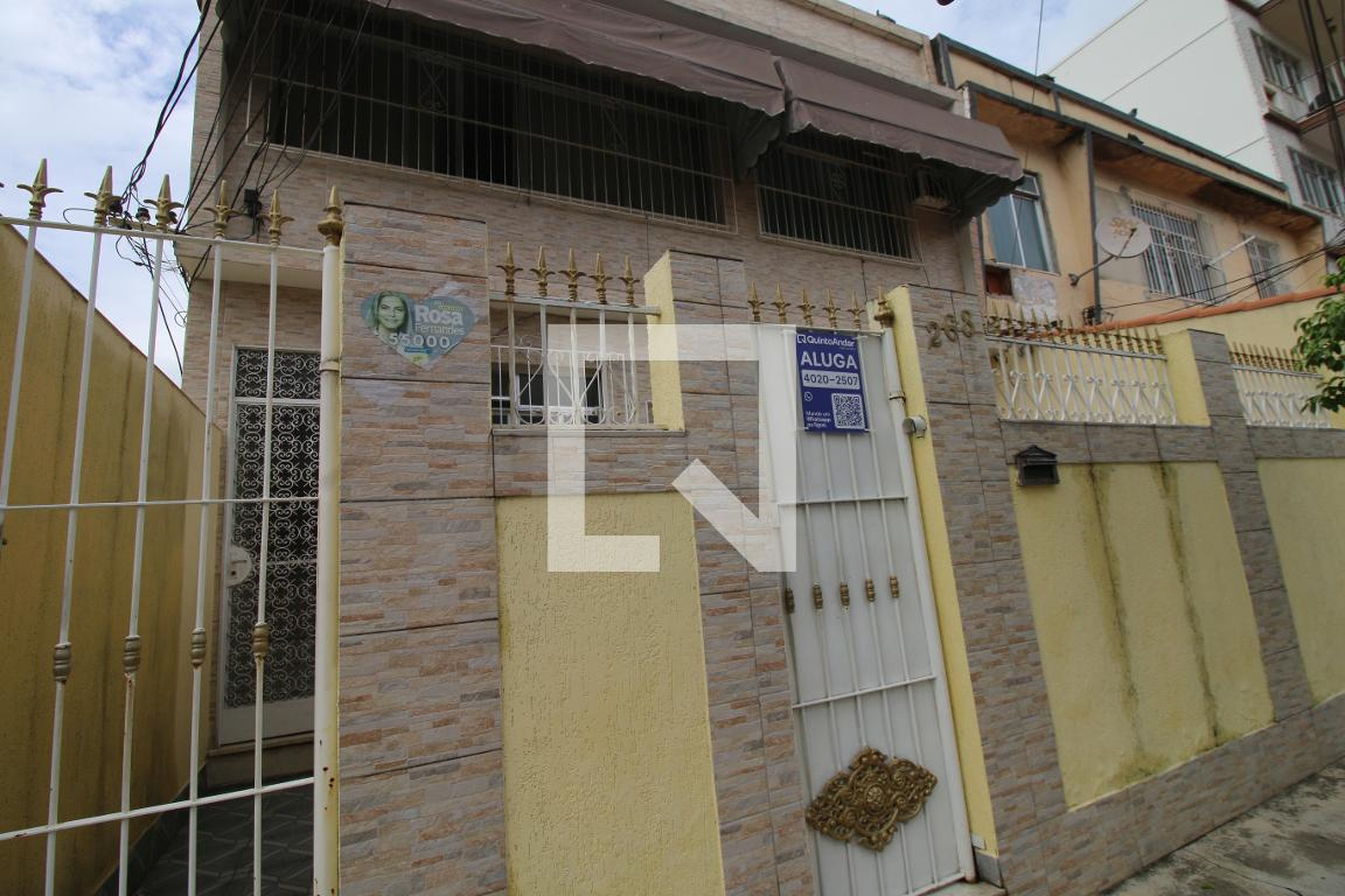 Fachada Condomínio em Rua Feliciano Pena, 268