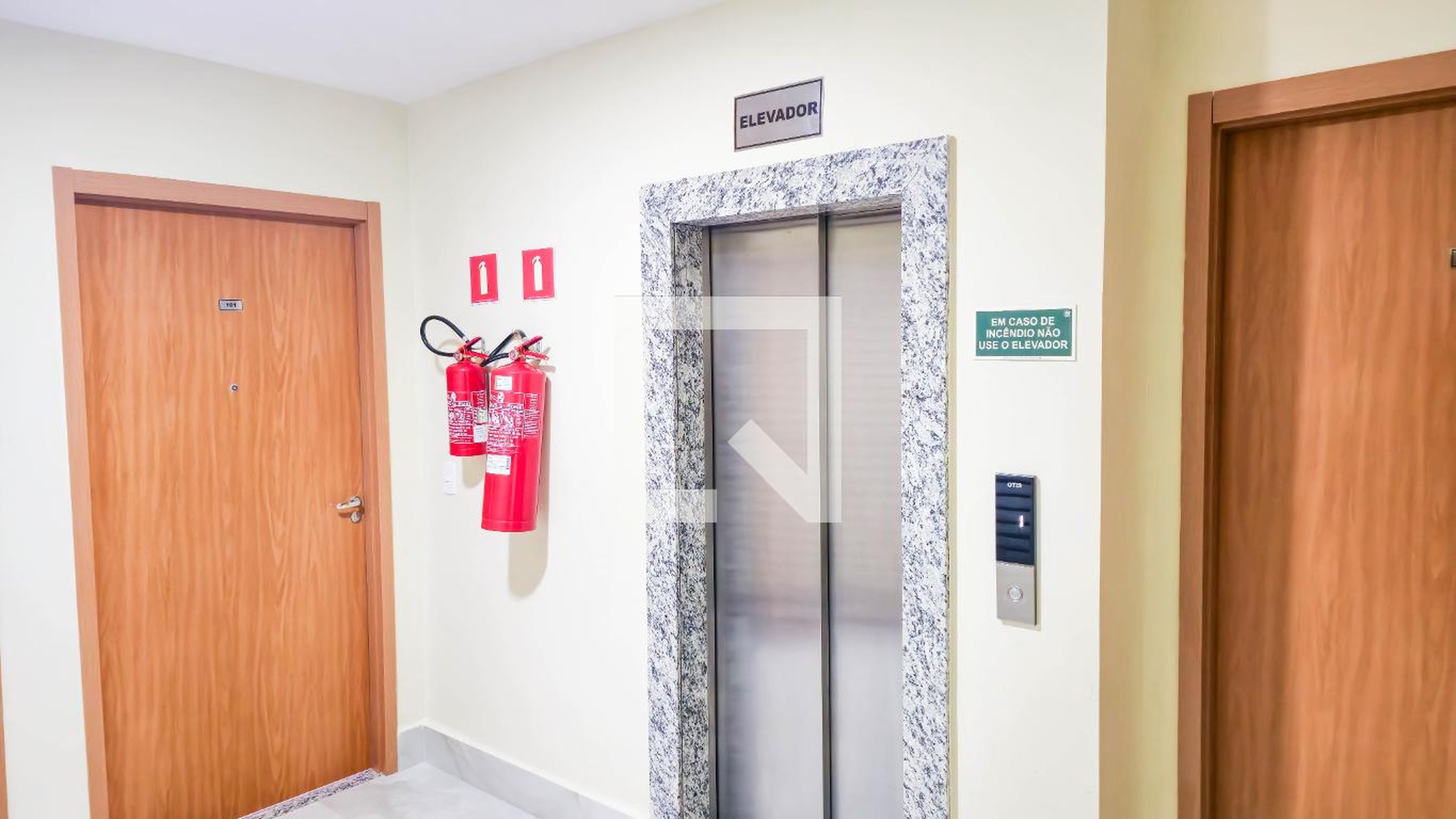 Hall de entrada Condomínio Chateau de Versalhes