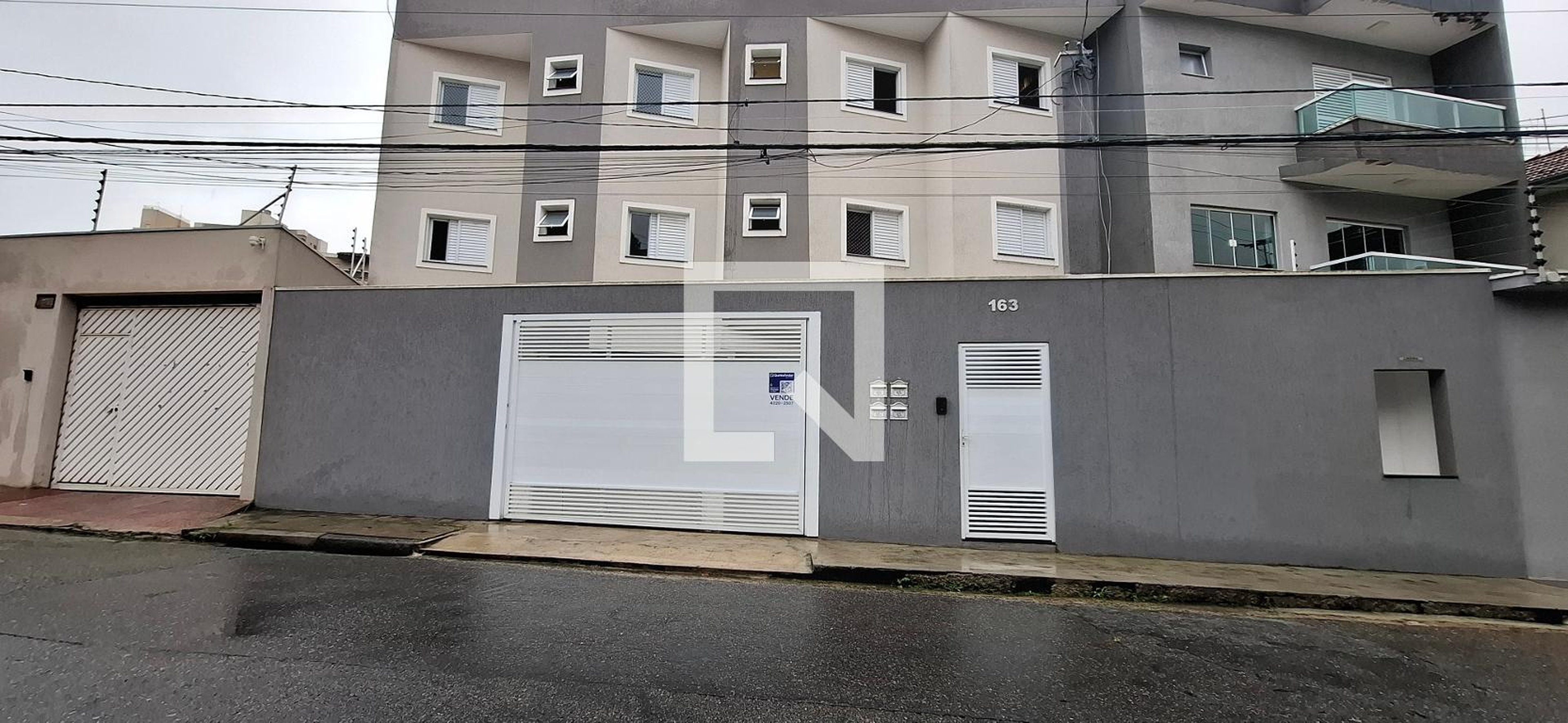 Fachada Condomínio em Rua Peru, 163
