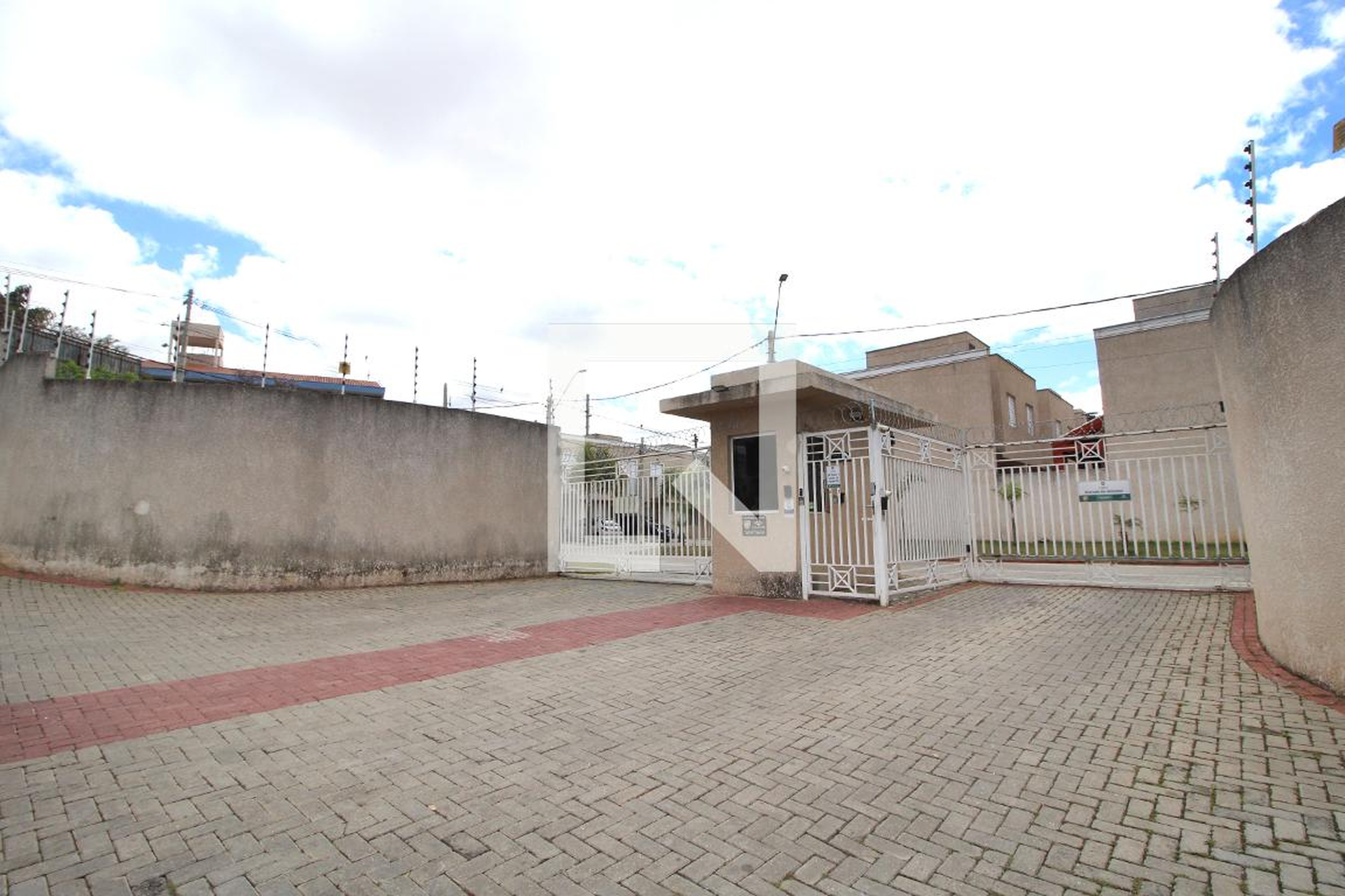 Fachada Condomínio Villa Florença