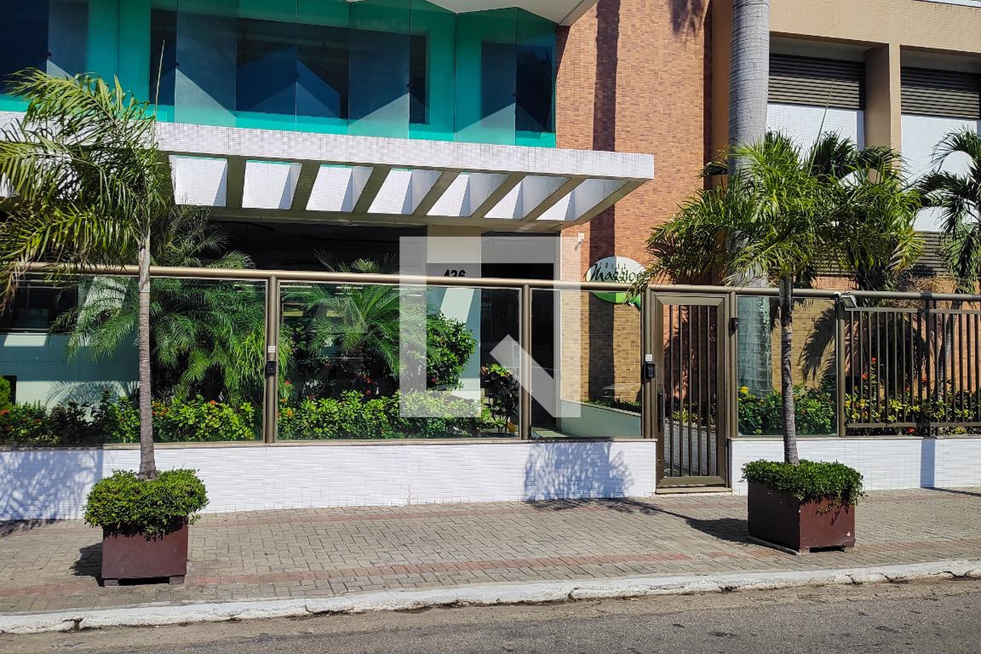 Fachada do Prédio Condomínio Calle Maggiore