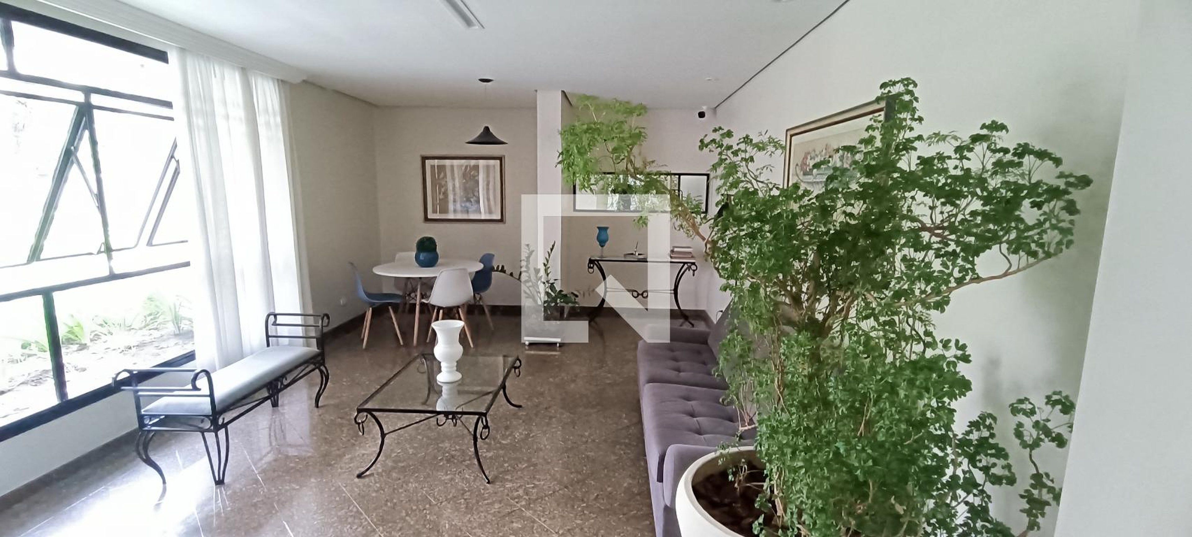 Hall - Praça Villares