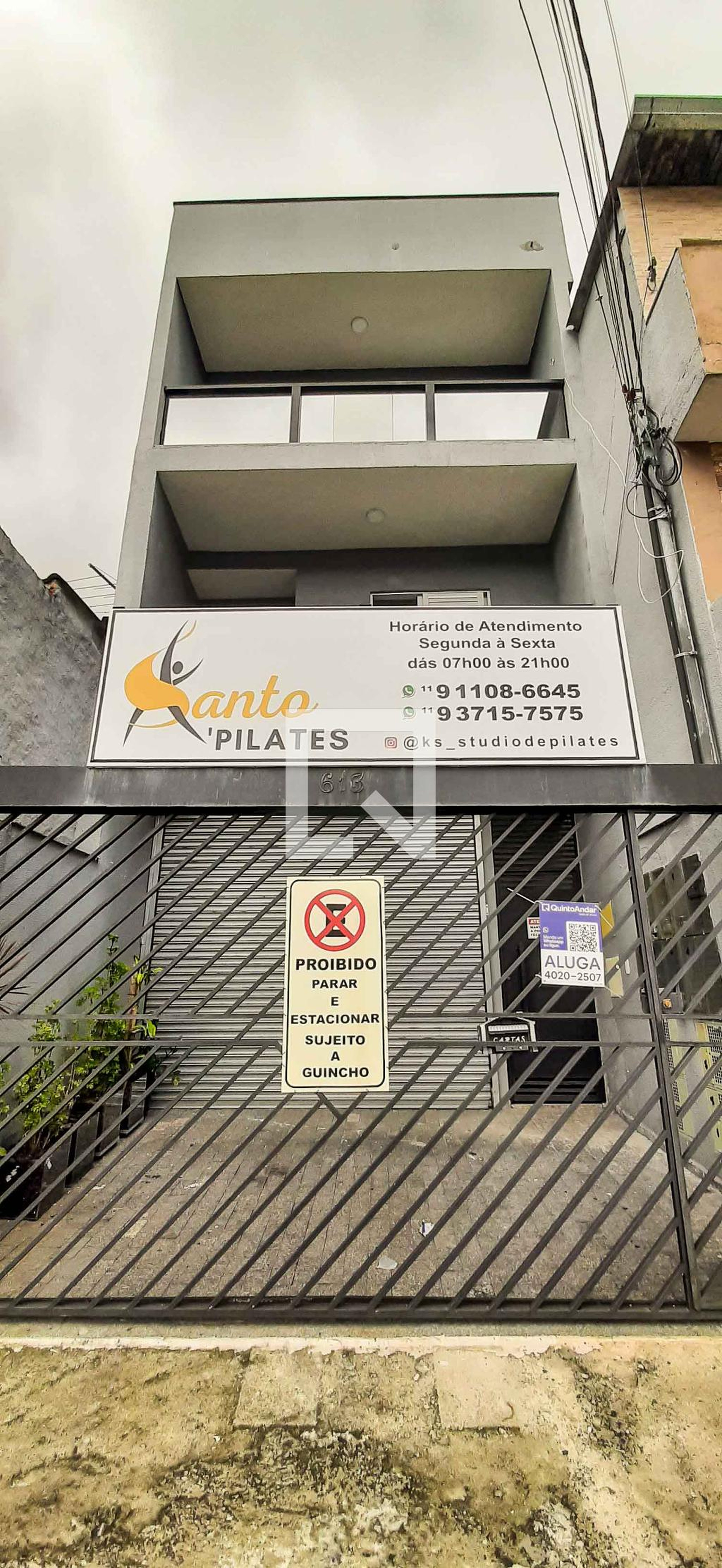 Fachada do Condomínio Edifício Analice