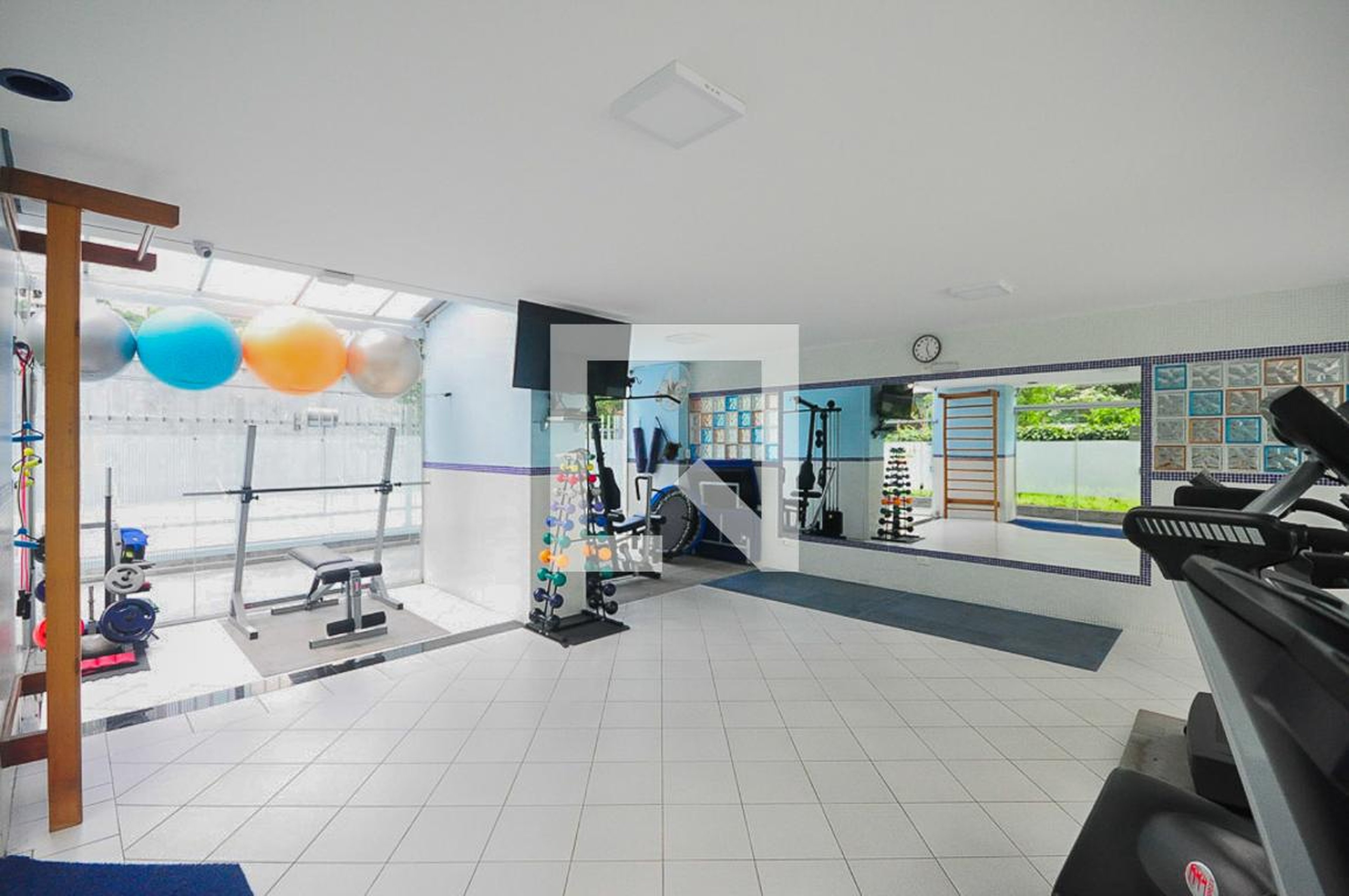 Academia - Edifício Maison Gardanne