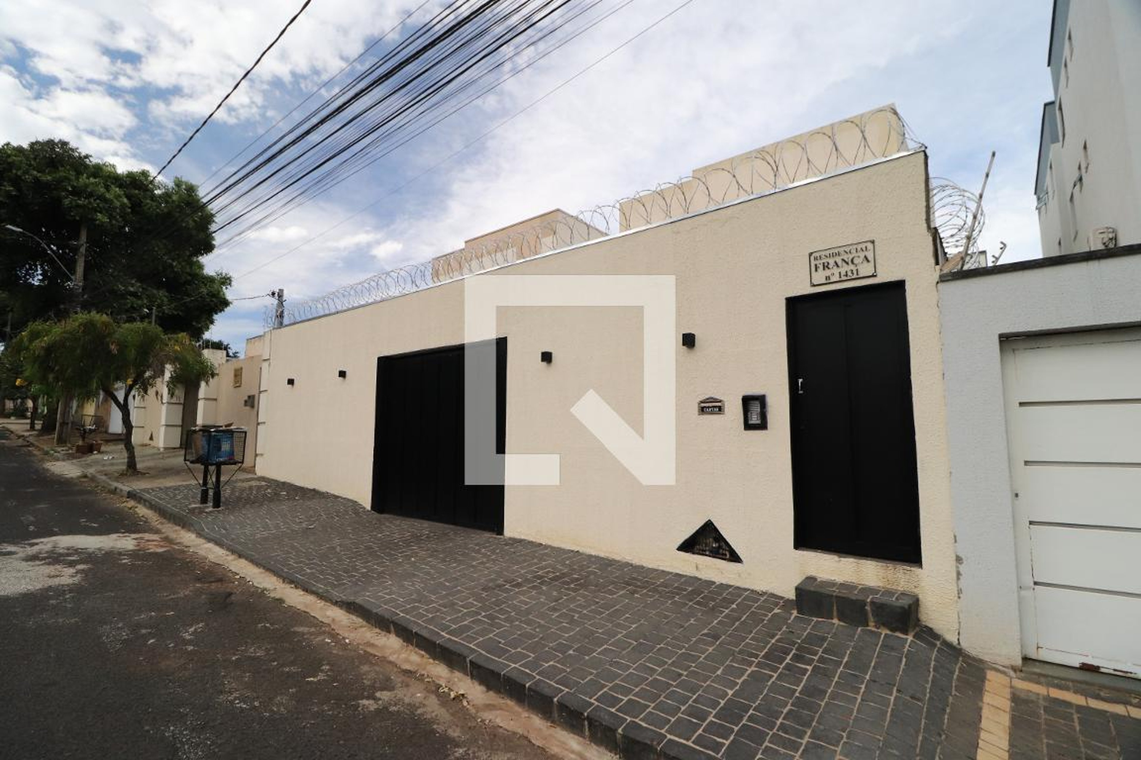 Fachada Condomínio em Rua José Lélis França, 1431