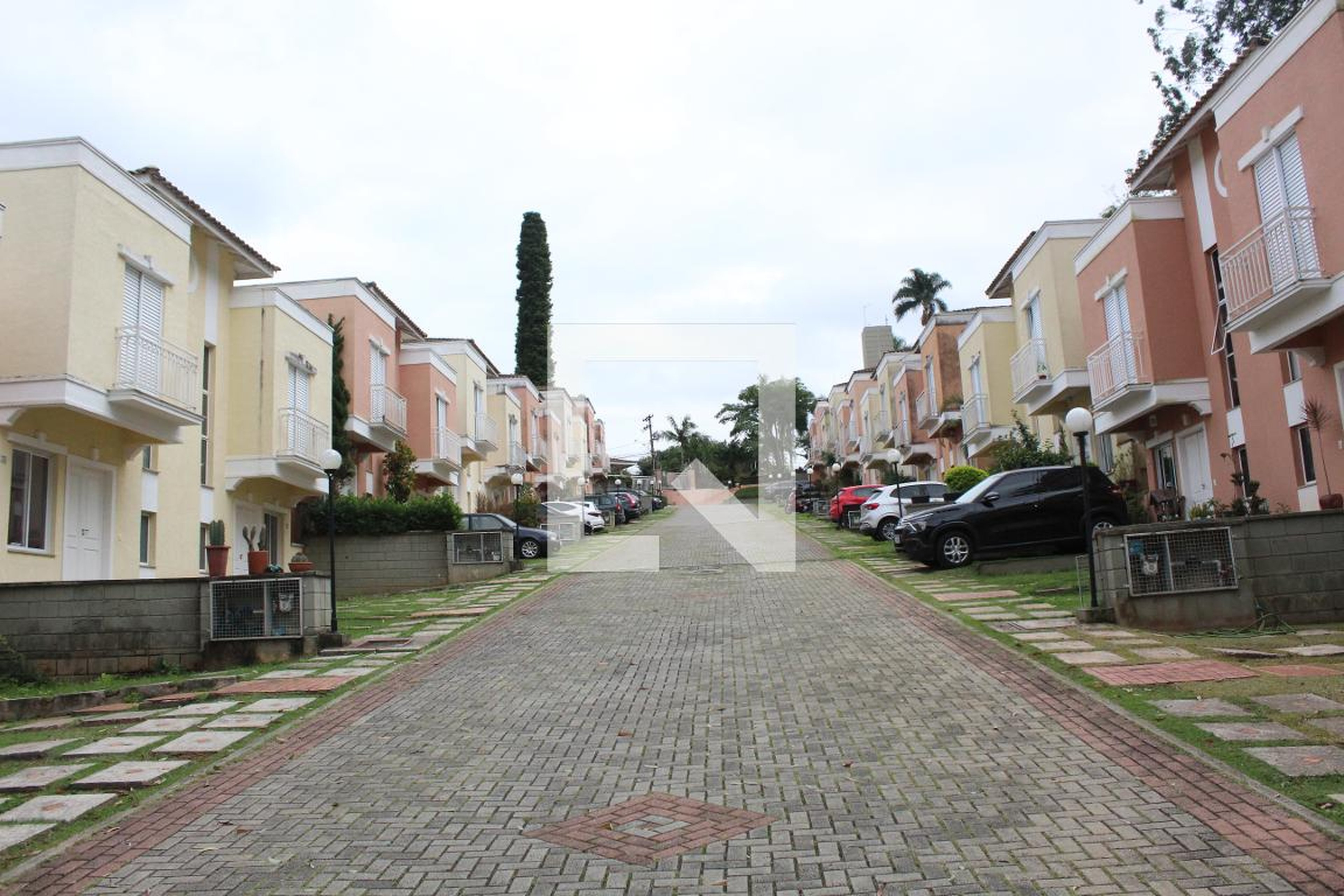Condomínio - Villaggio di Fiori