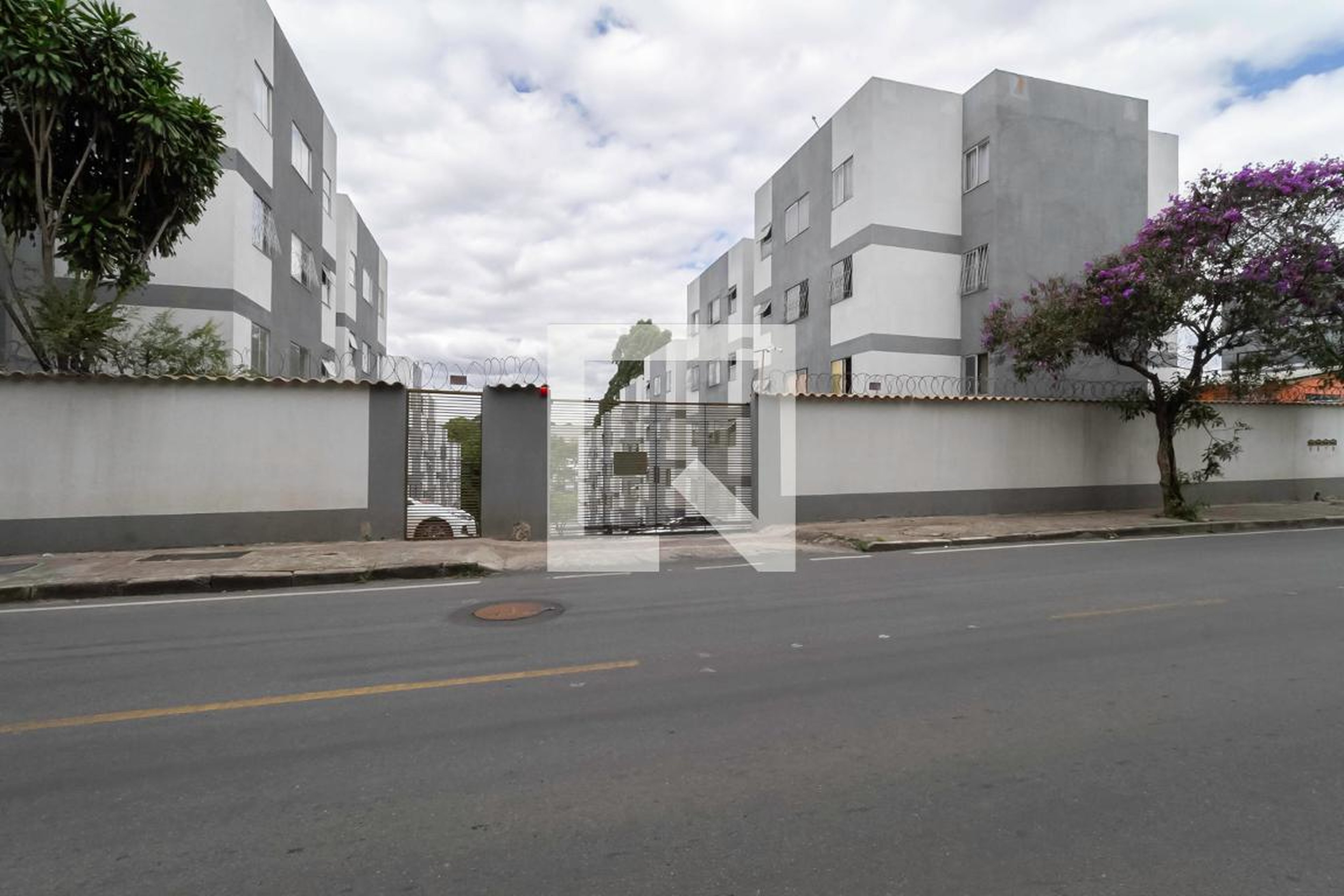 Fachada do condomínio Residencial Fonte Grande