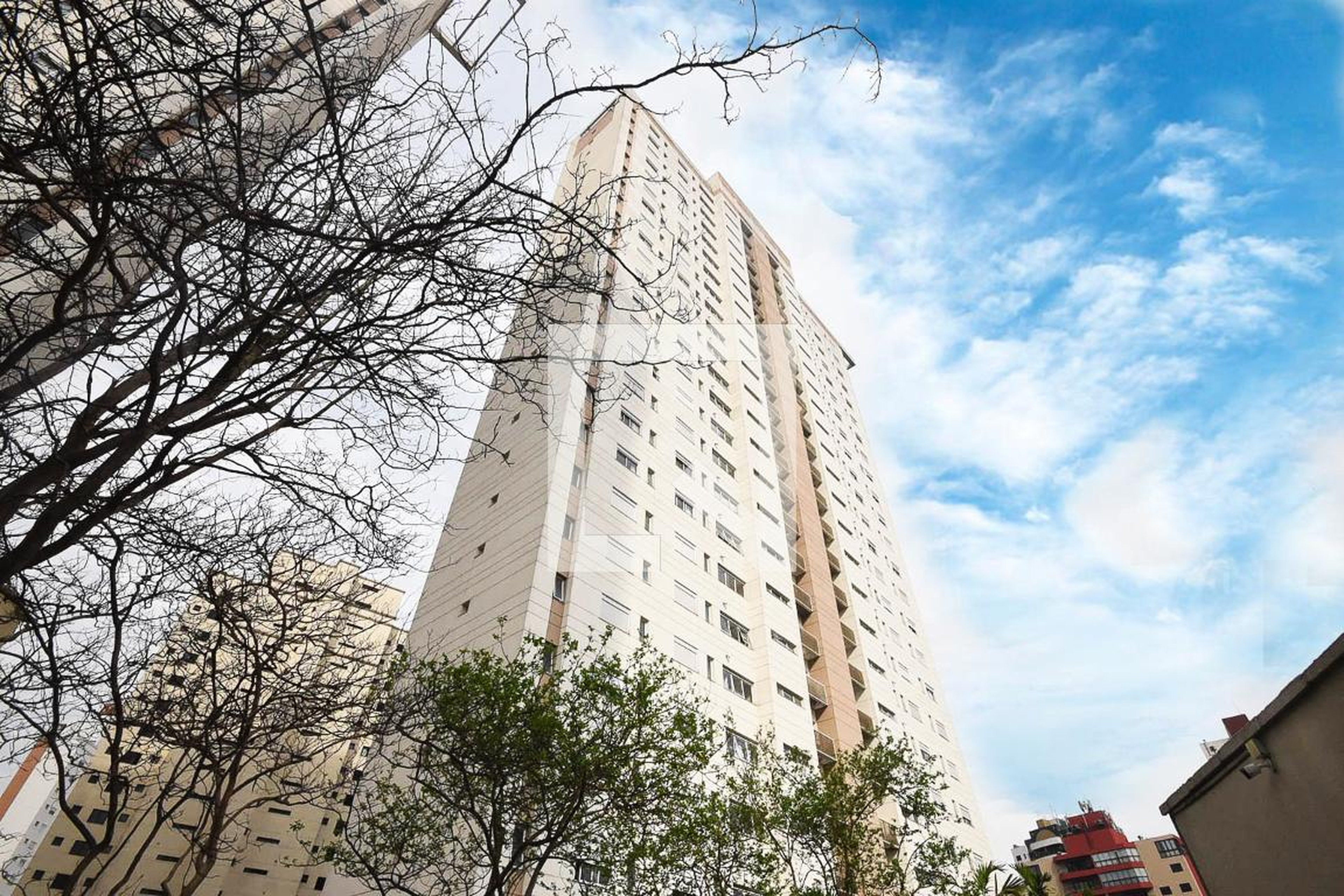 Fachada Condomínio em Rua Itapimirum, 41