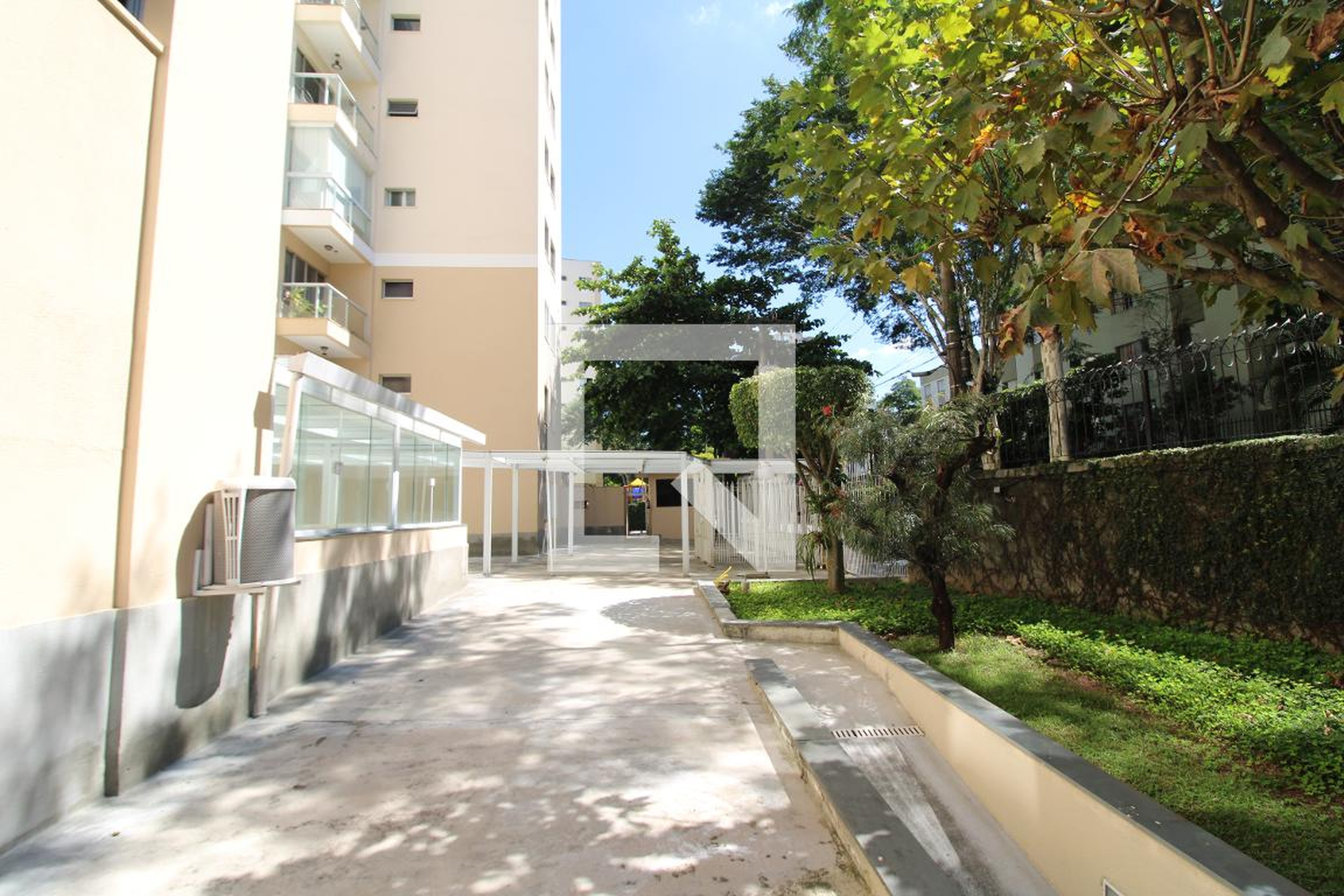 Área Comum - Edifício Platano