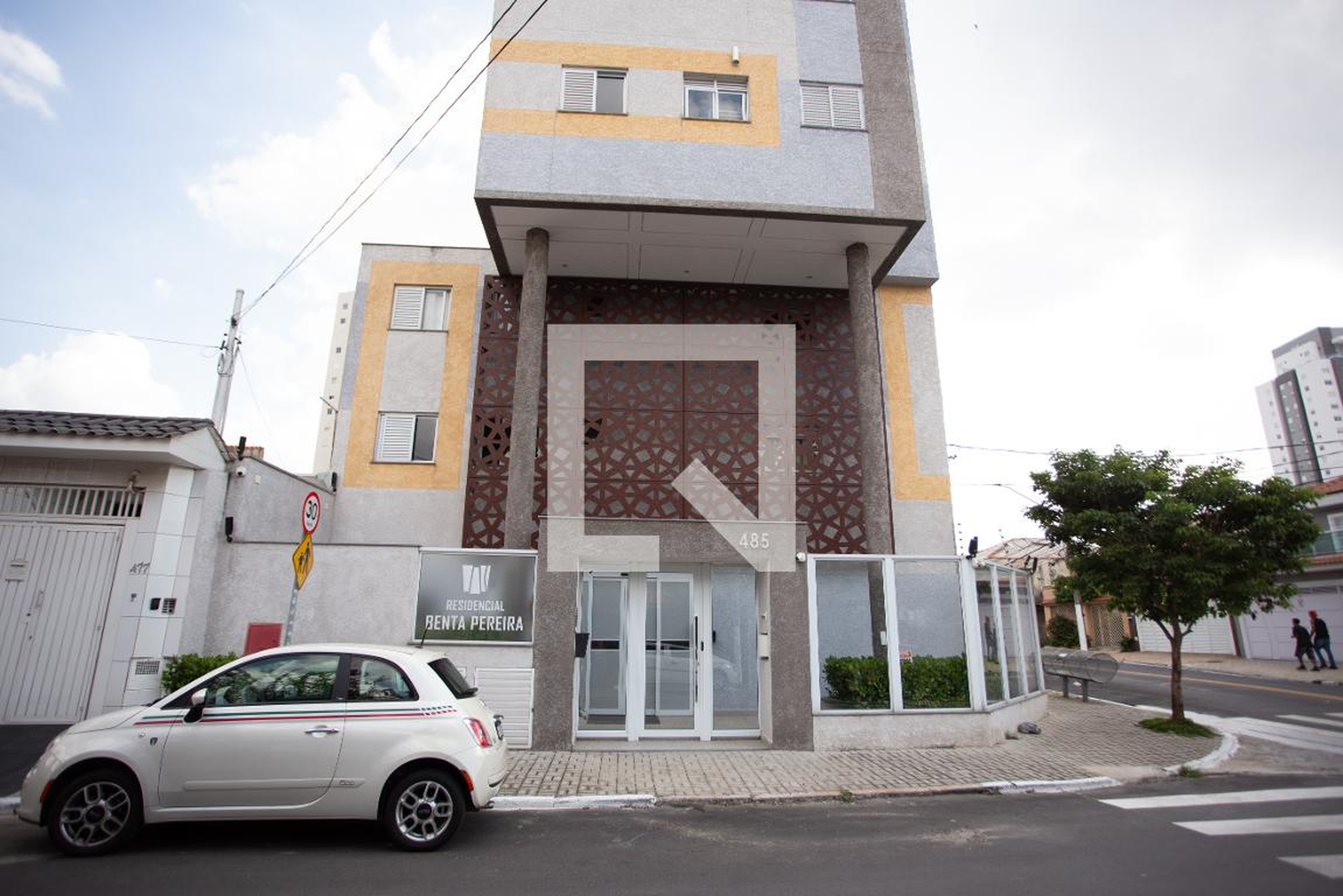 Fachada Residencial Benta Pereira