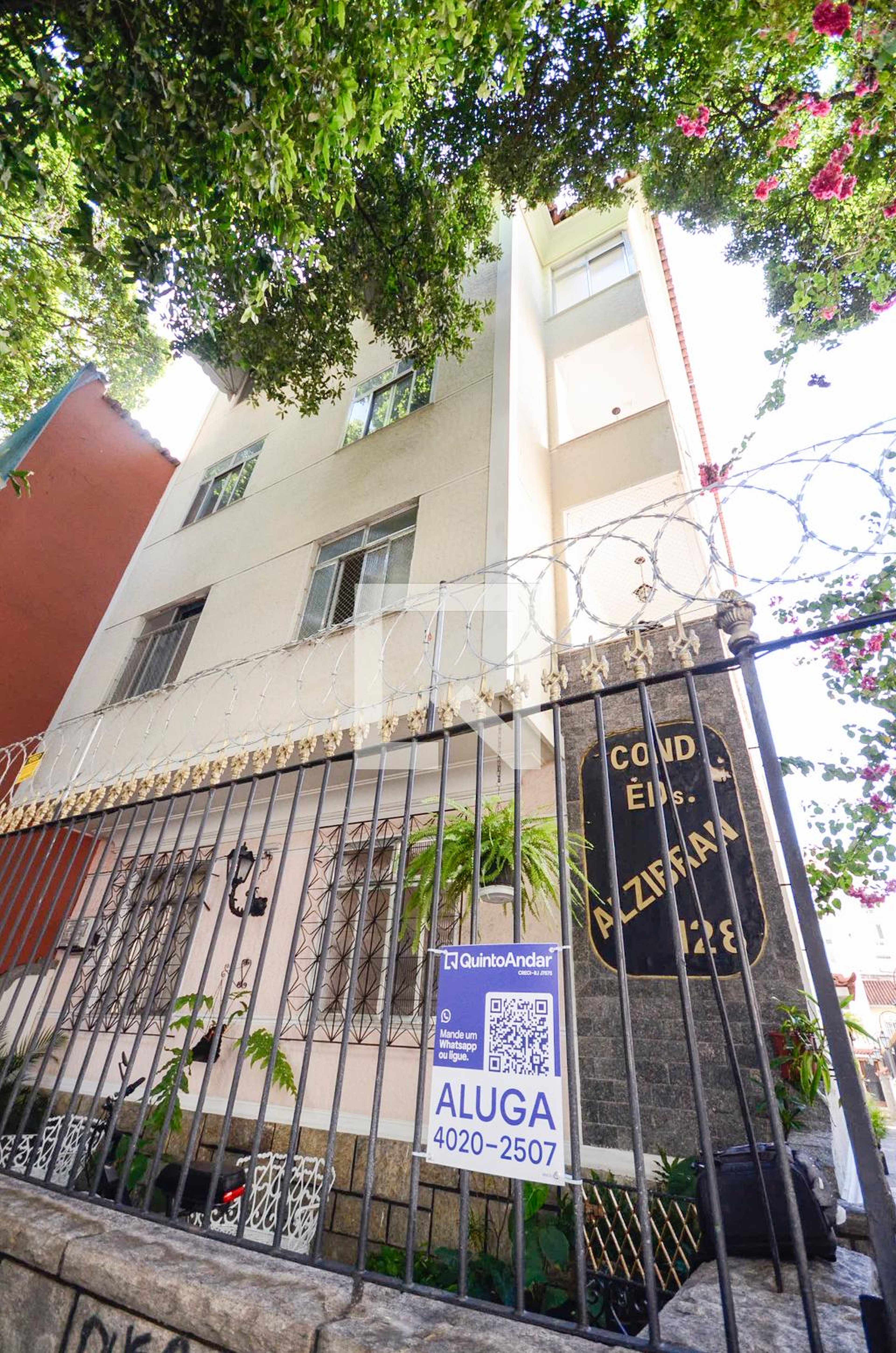 Fachada Condomínio Alzibran