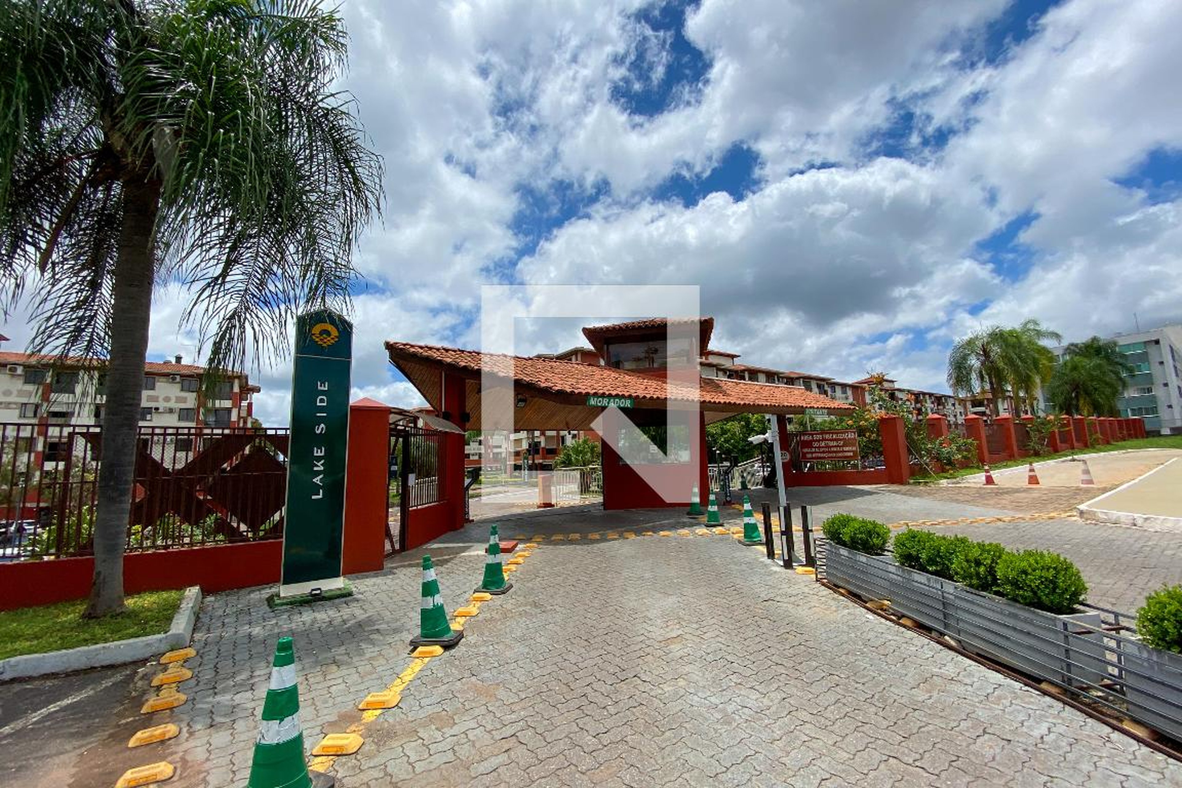 Fachada Condomínio Golden Tulip