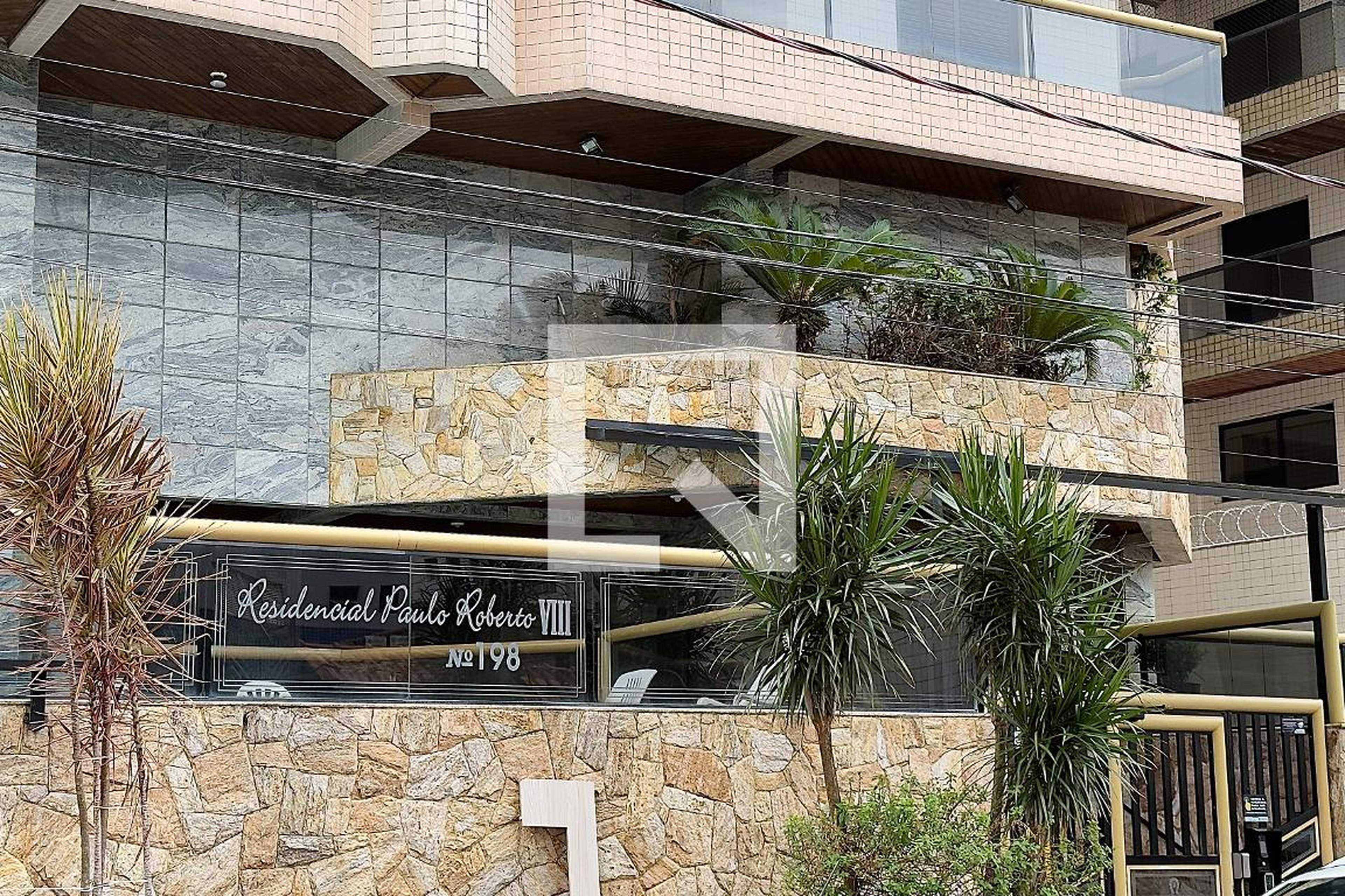 Fachada Condomínio Paulo Roberto VIII