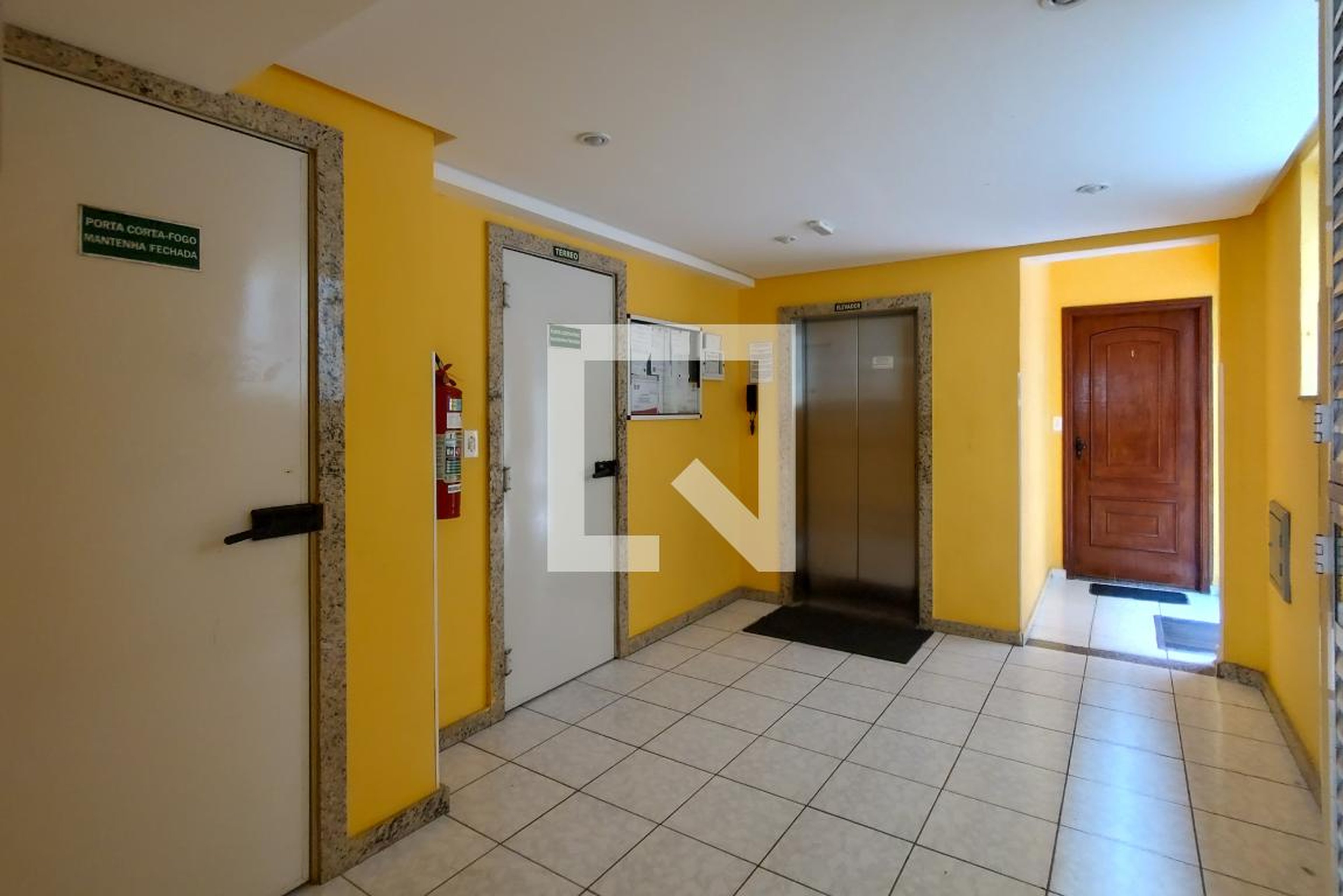 Hall de entrada - Residencial Laguna