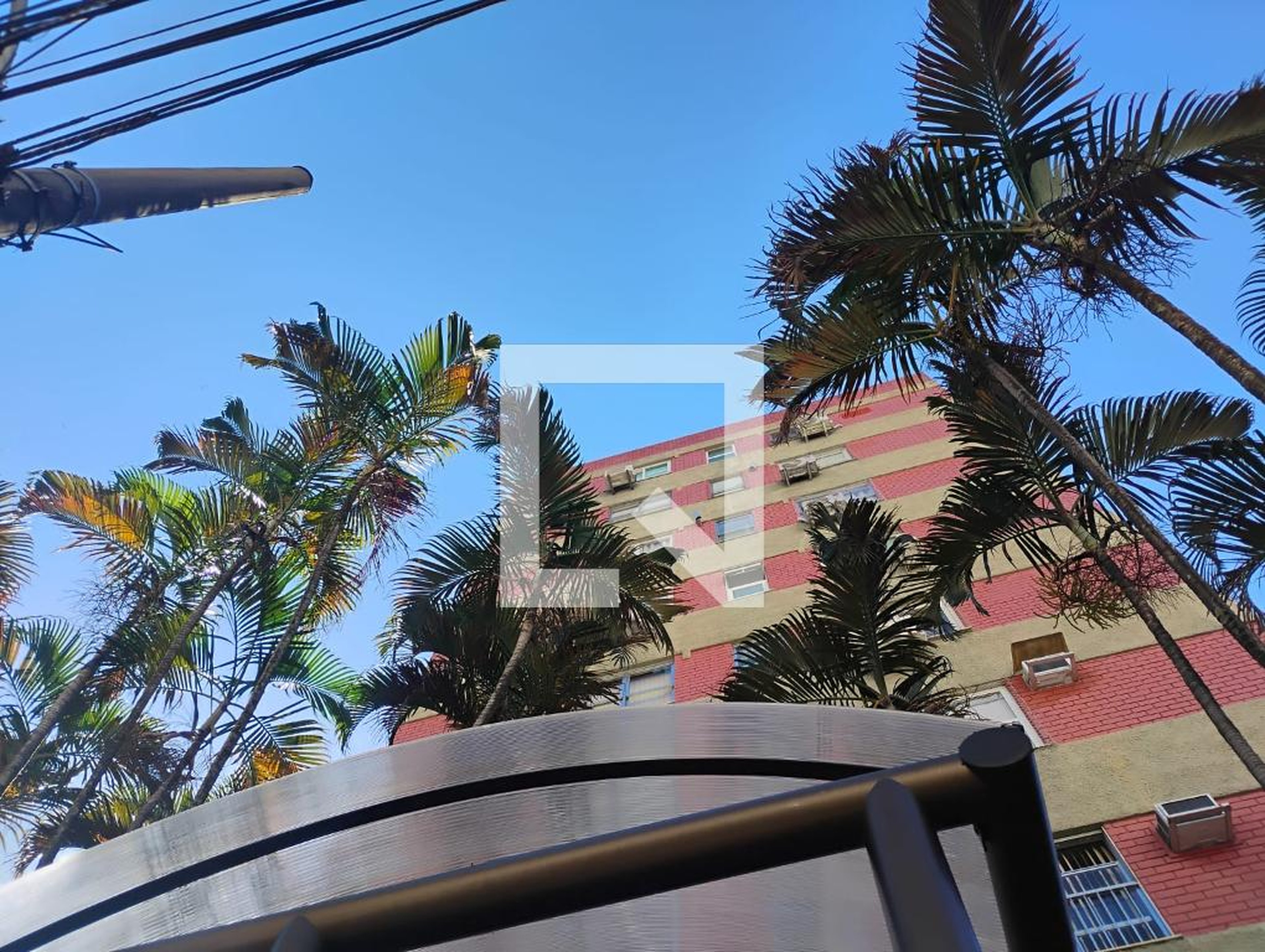 Fachada Edifício Ninho das Águias