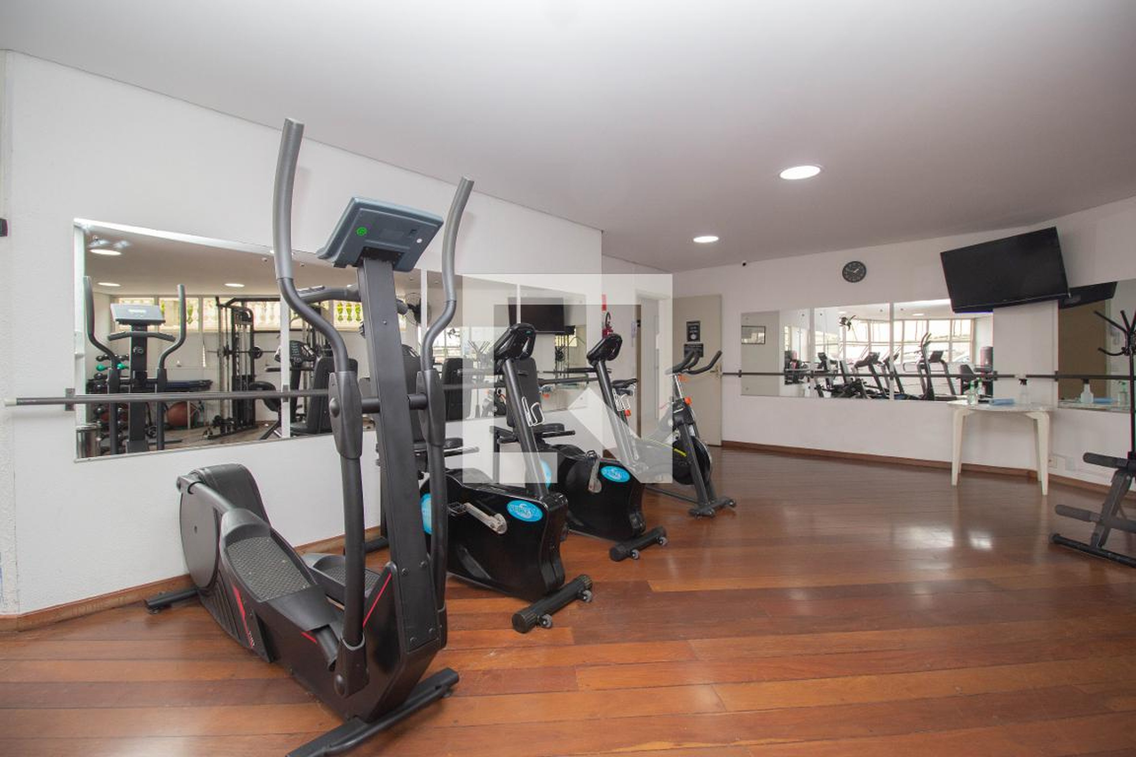 Academia - Parque das Torres