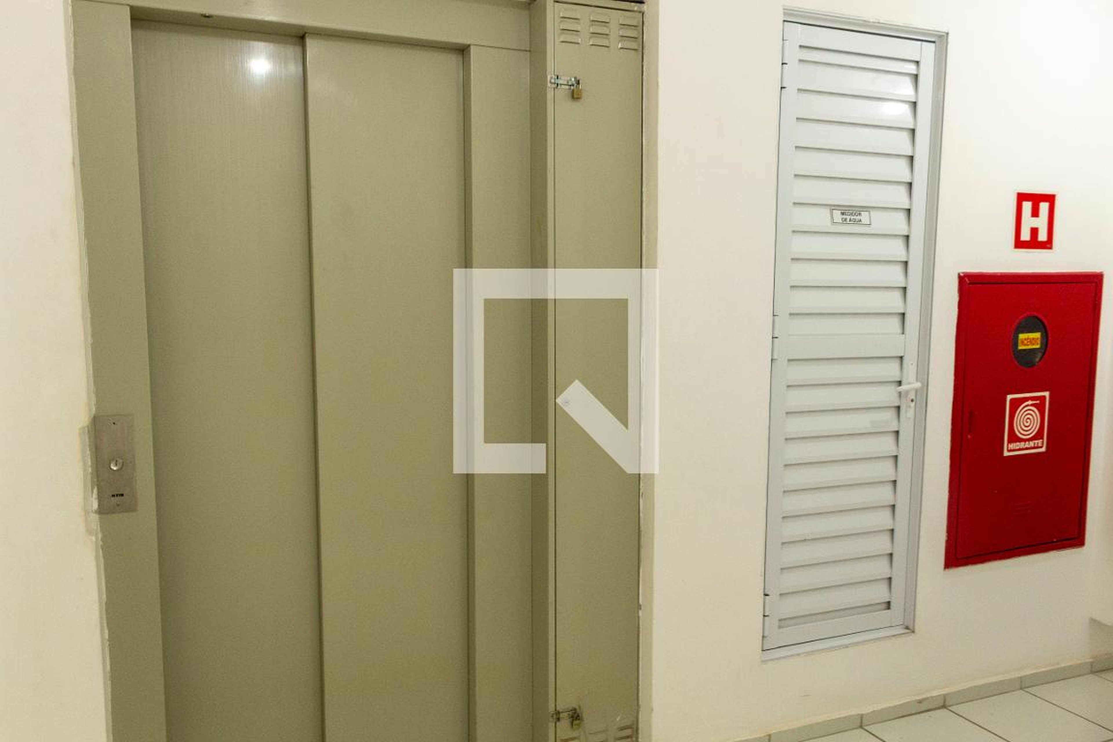 Elevador - Forte da Ribeira B