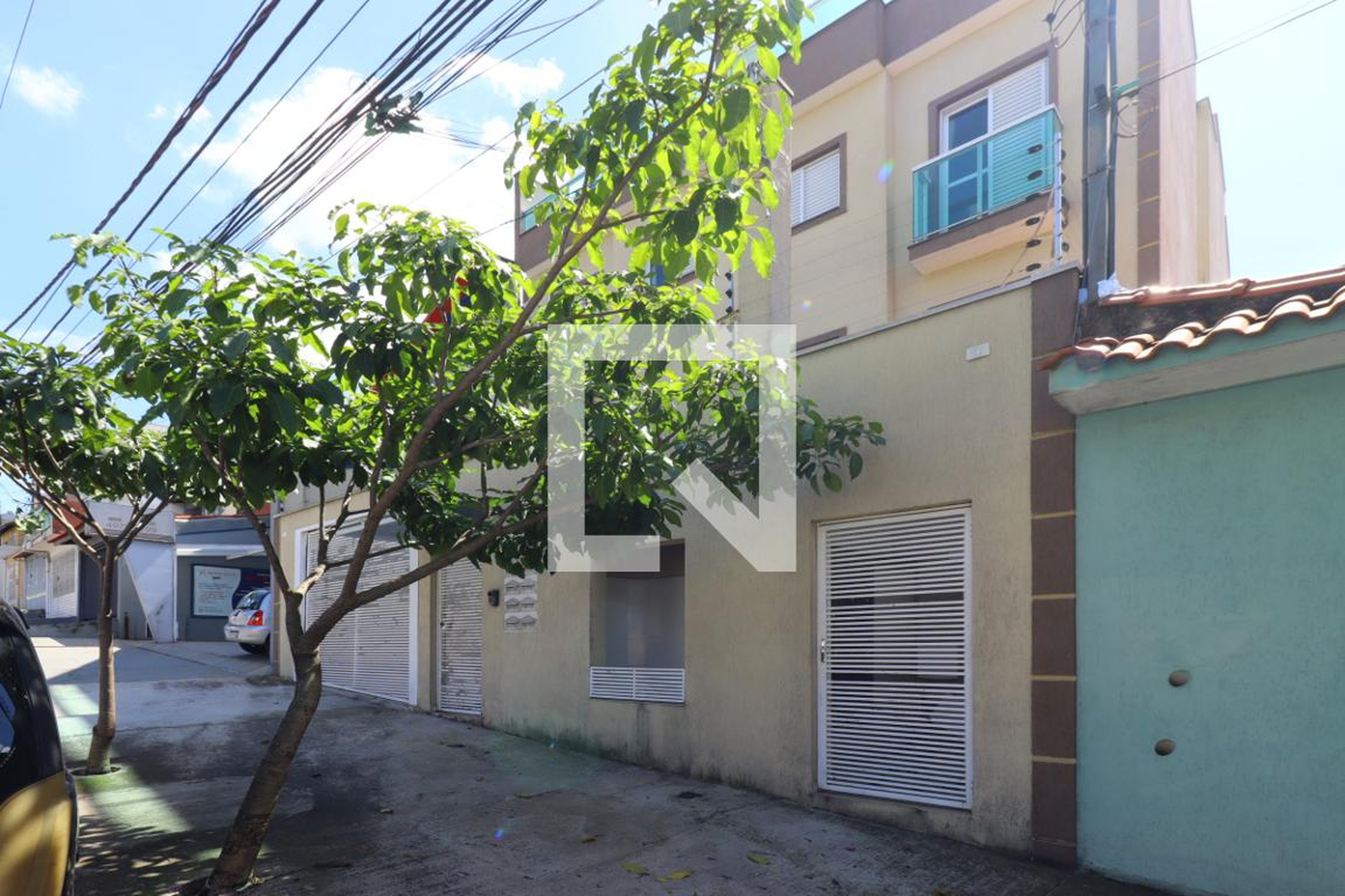 Fachada Condomínio em Avenida Araucária, 1267