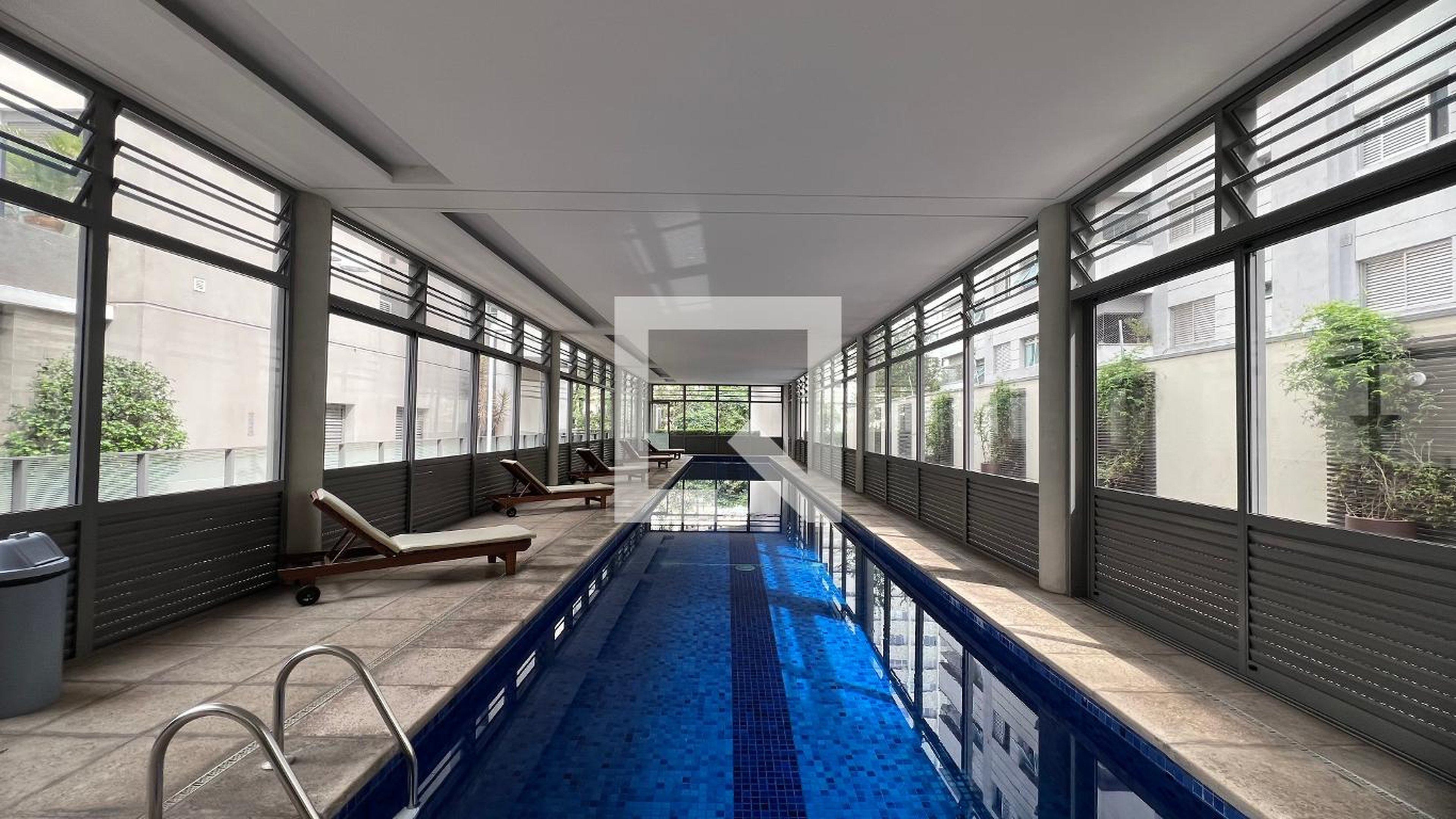 Piscina Coberta - Edifício Arquitetura Pinheiros