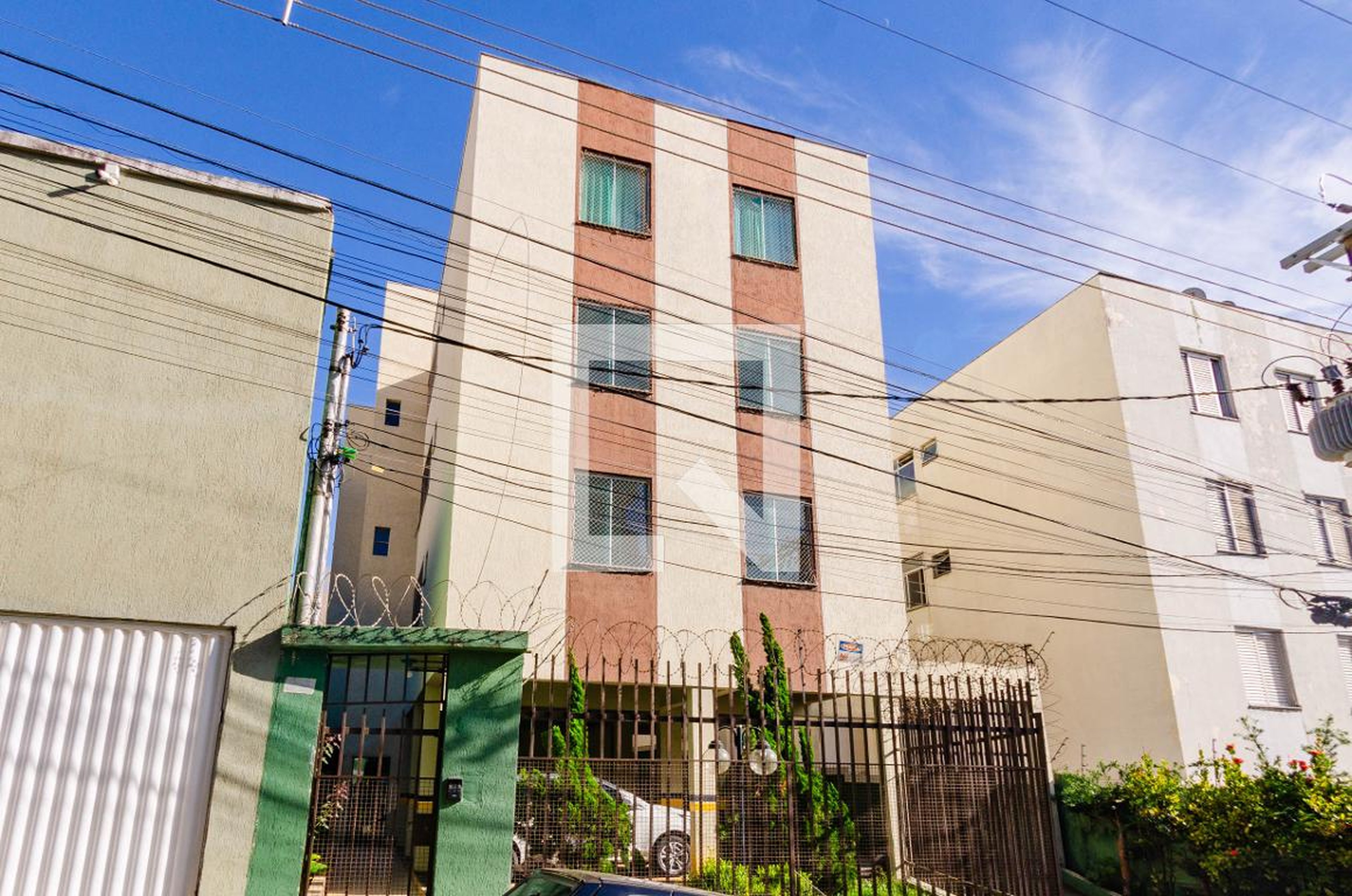 Fachada Condomínio em Rua Heroína Maria Quitéria, 86