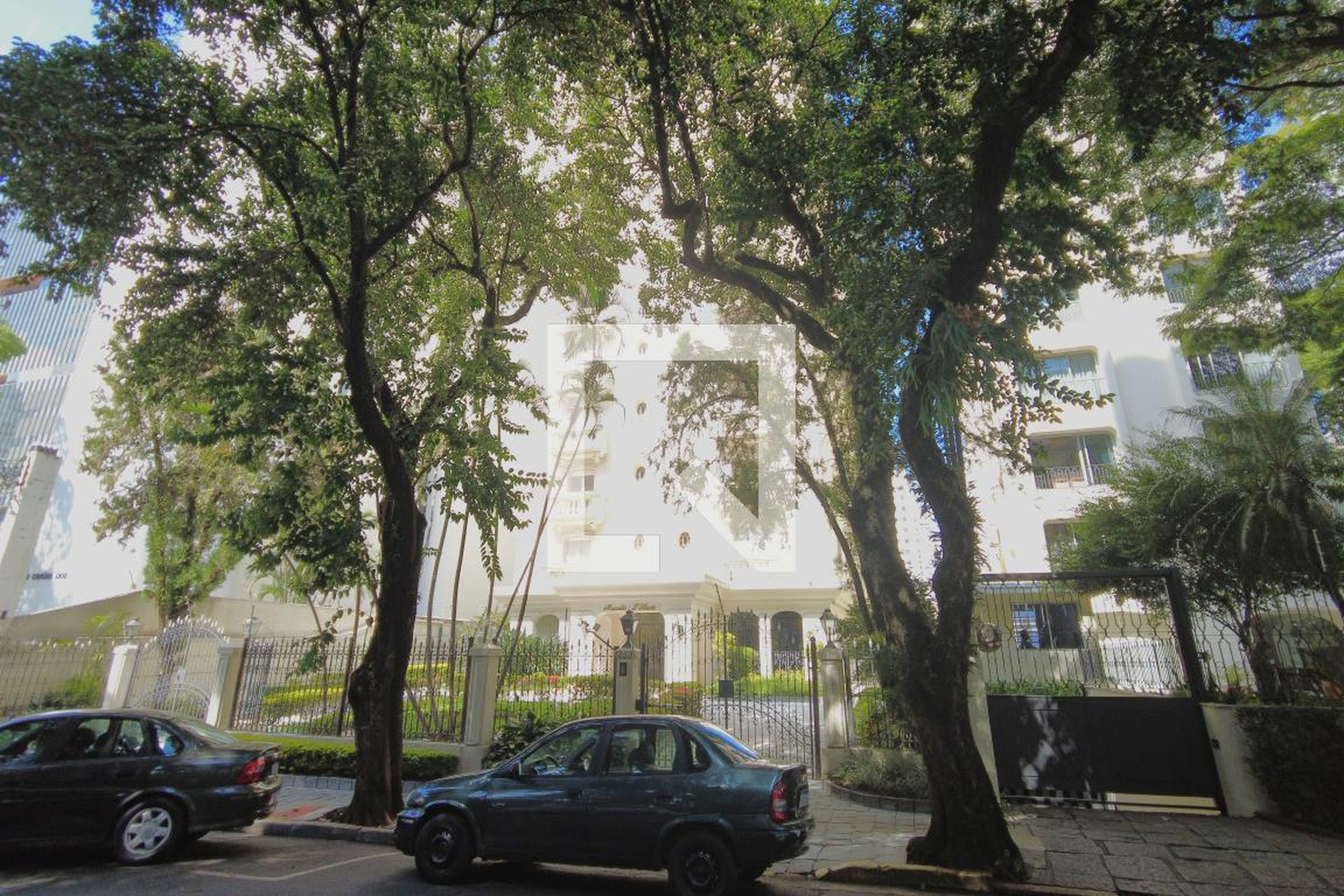 Fachada Condomínio Mansão J. Saad