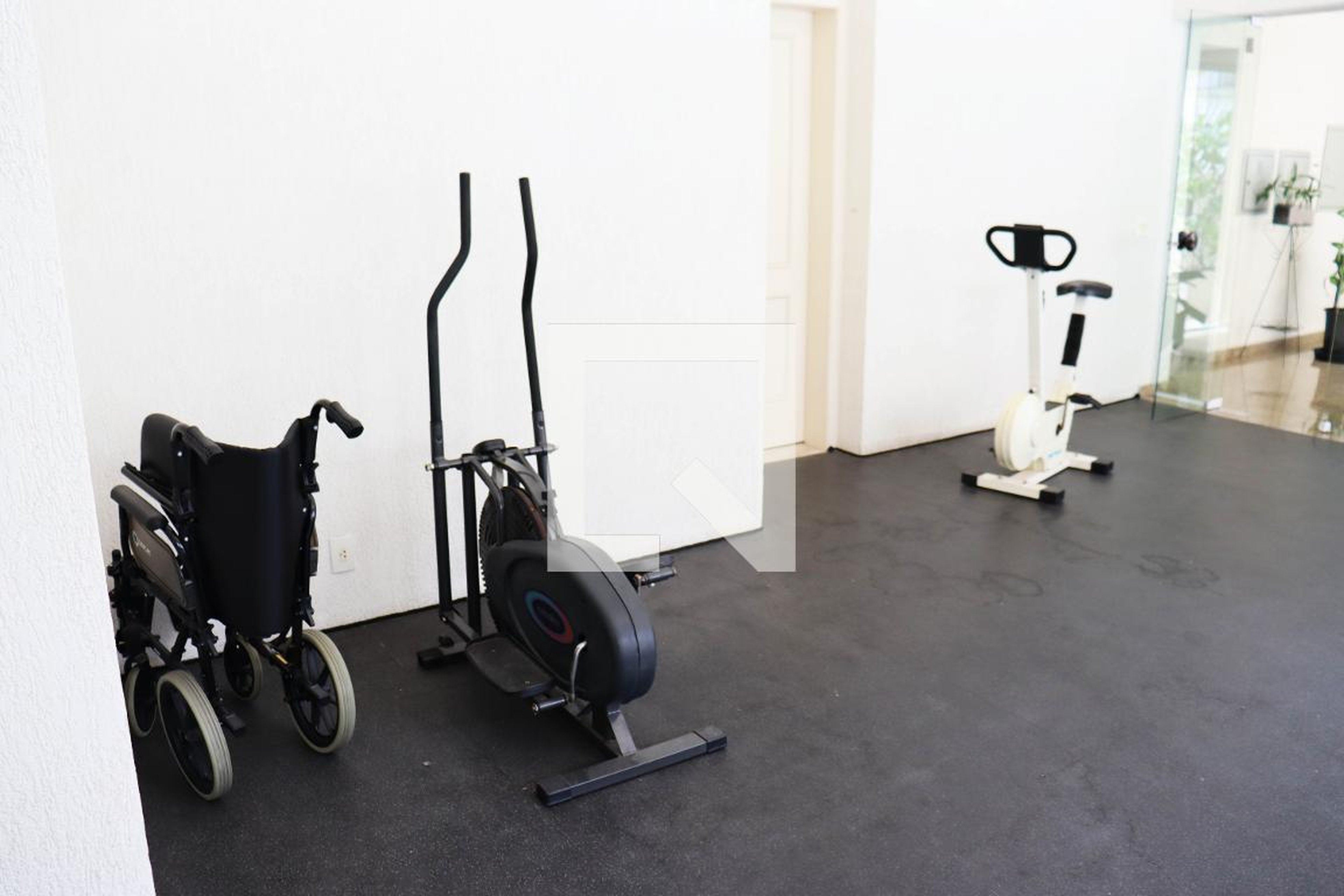 Academia - Edificio Gisanroan