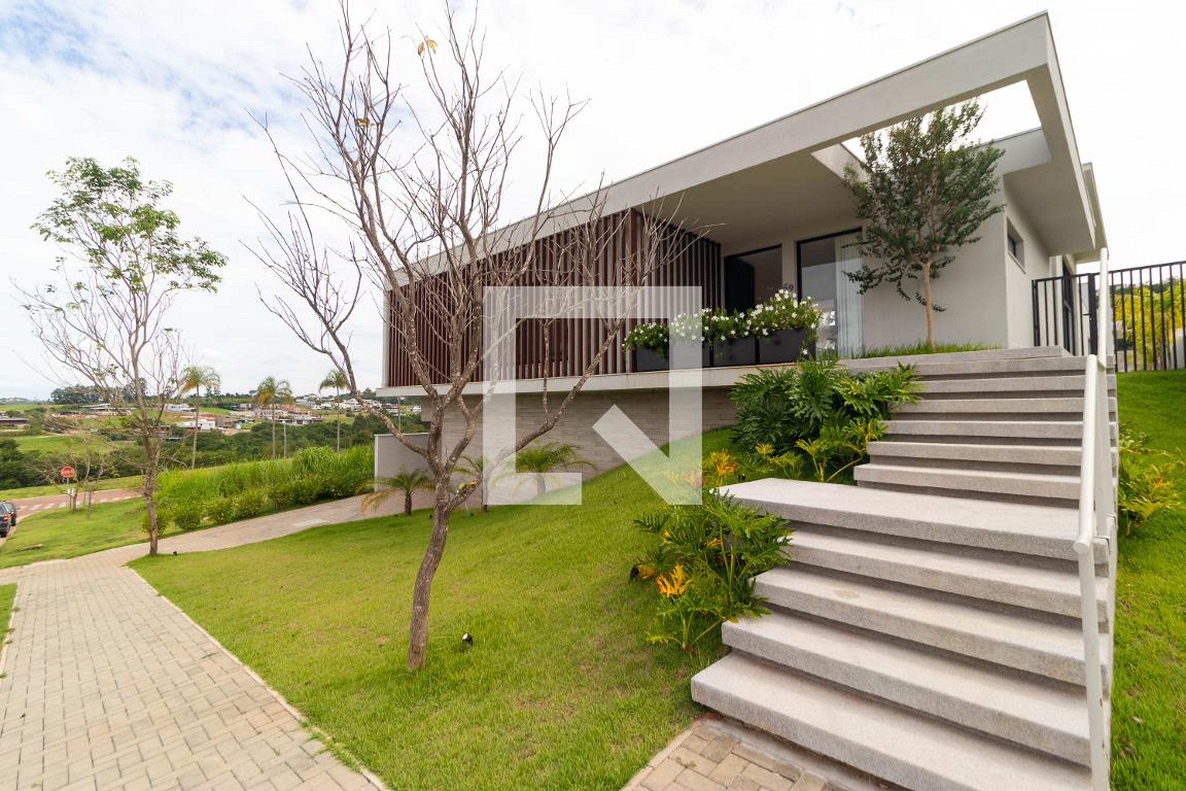 Fachada Condomínio em Rua Terezinha da Conceição Penteado Cardoso, 59