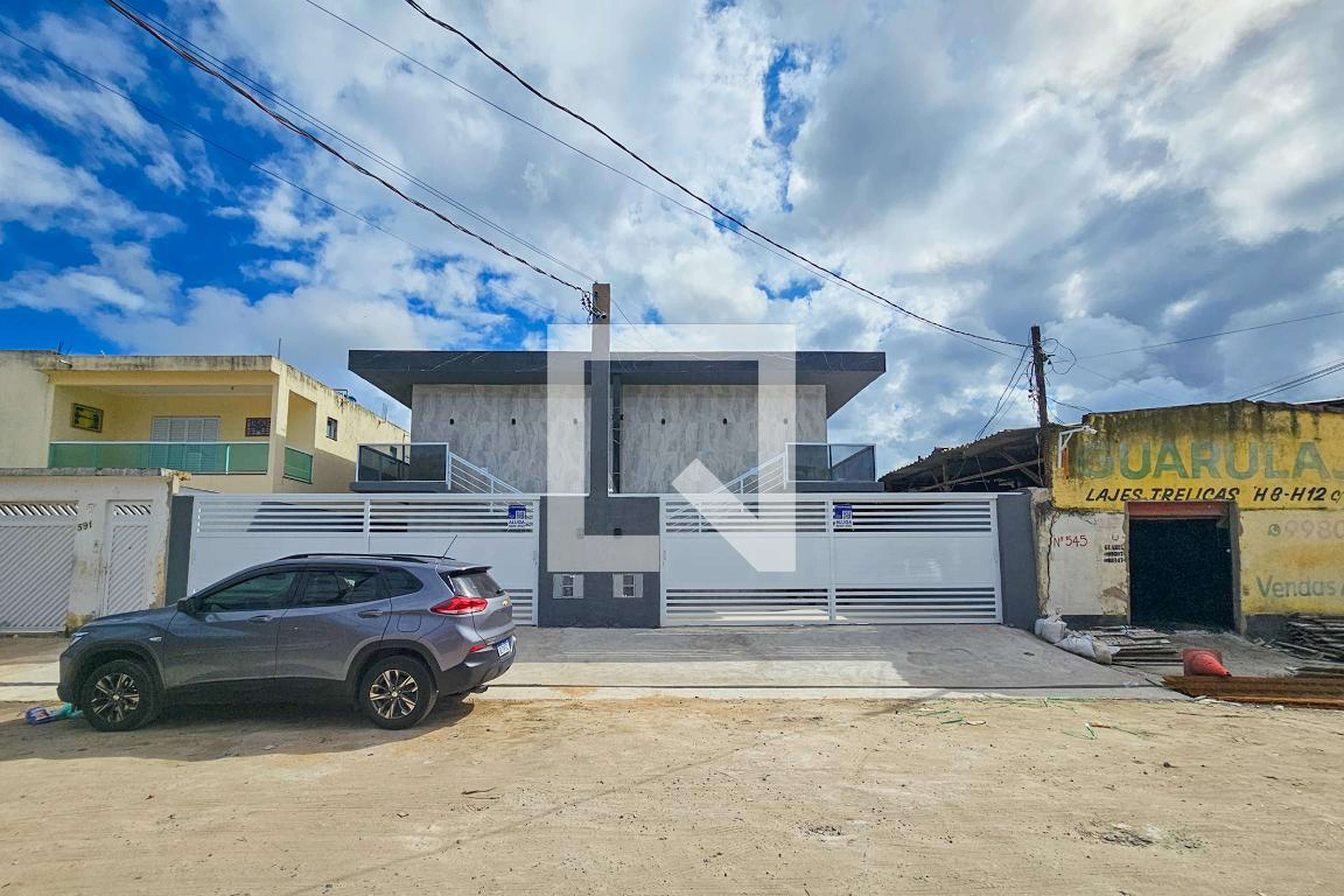 fachada Condomínio em Rua Guilherme Salera, 605