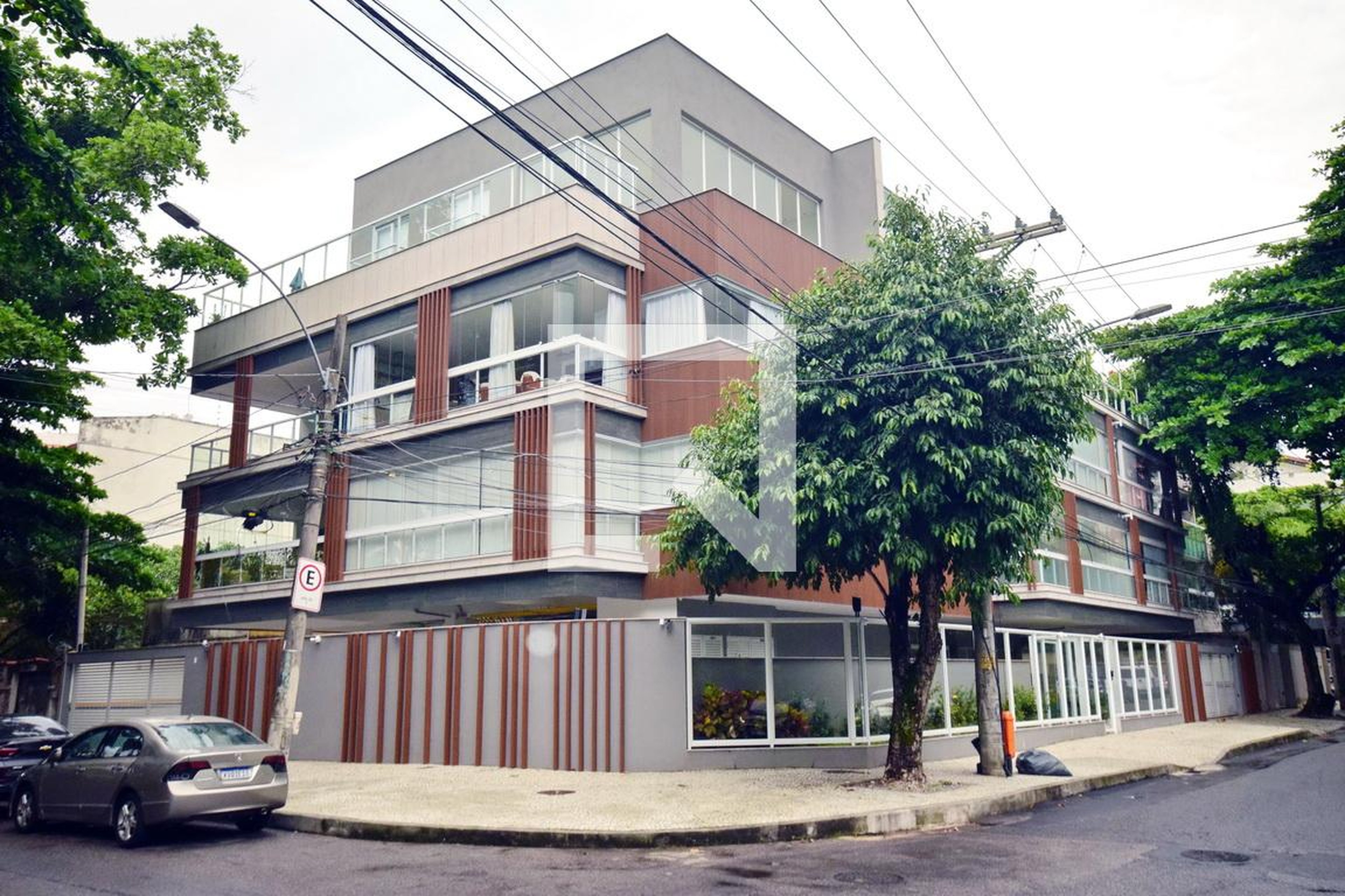 Fachada Condomínio em Avenida Belisário Leite de Andrade Neto, 175